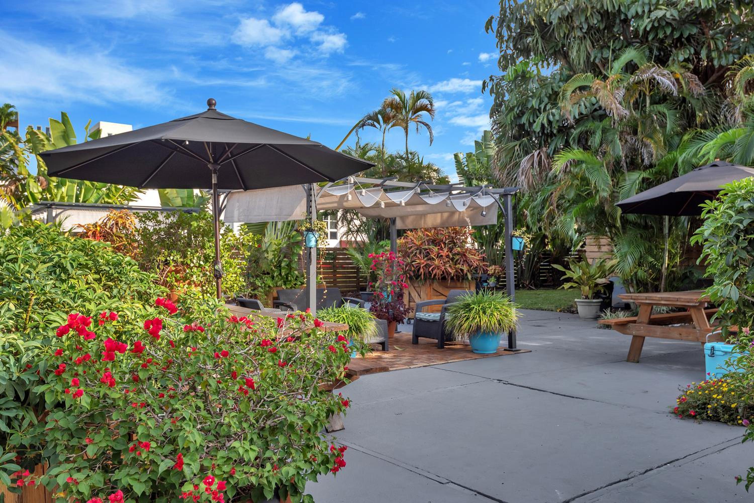Oasis Hotel