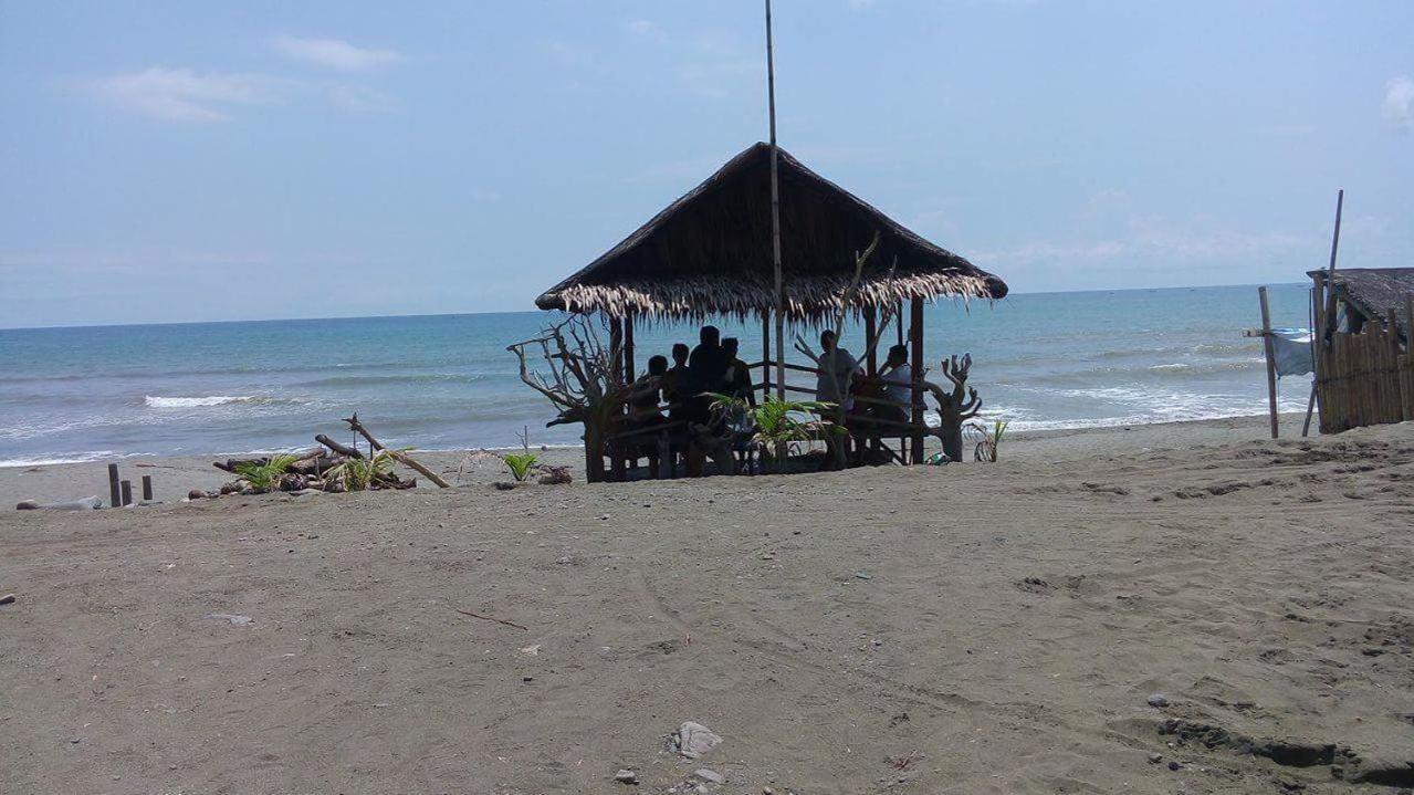 Damara Beachfront Resort view 4