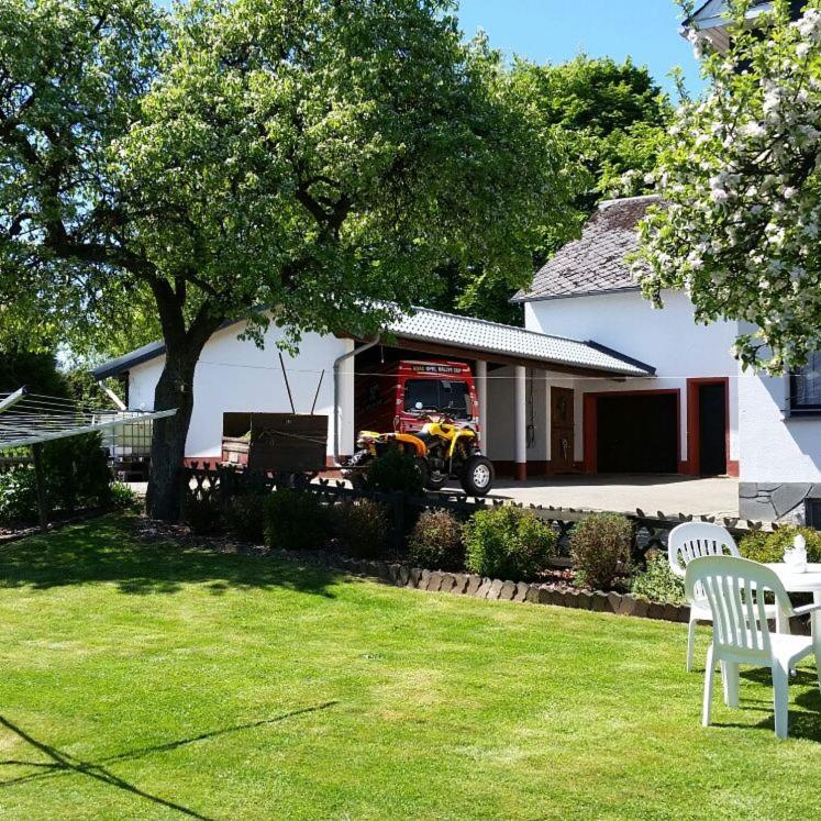 Ferienhaus Neuville in Medendorf , ruhige Lage,