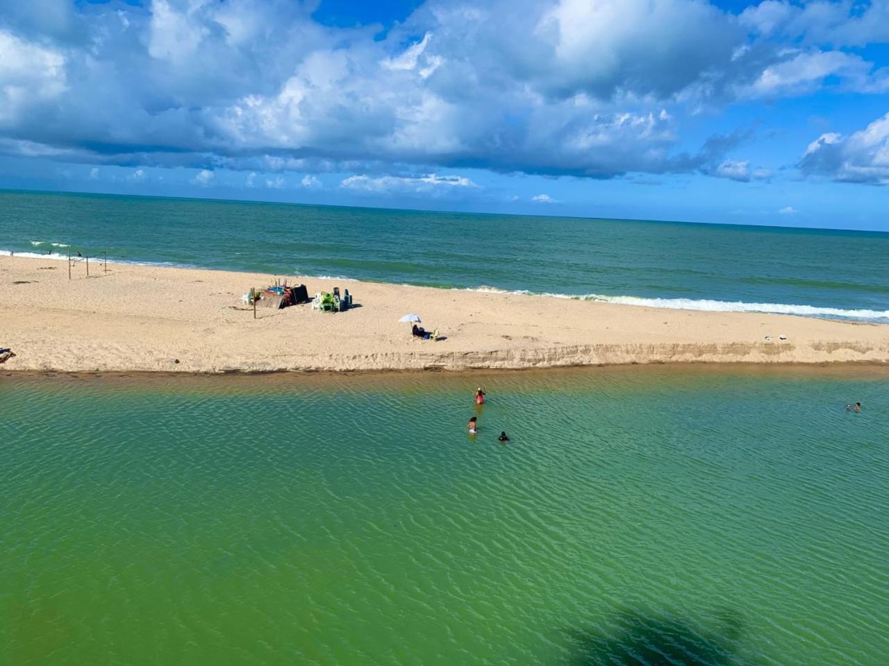 Casa em FRENTE À PRAIA, ao lado do Nord Hotel - Tabatinga