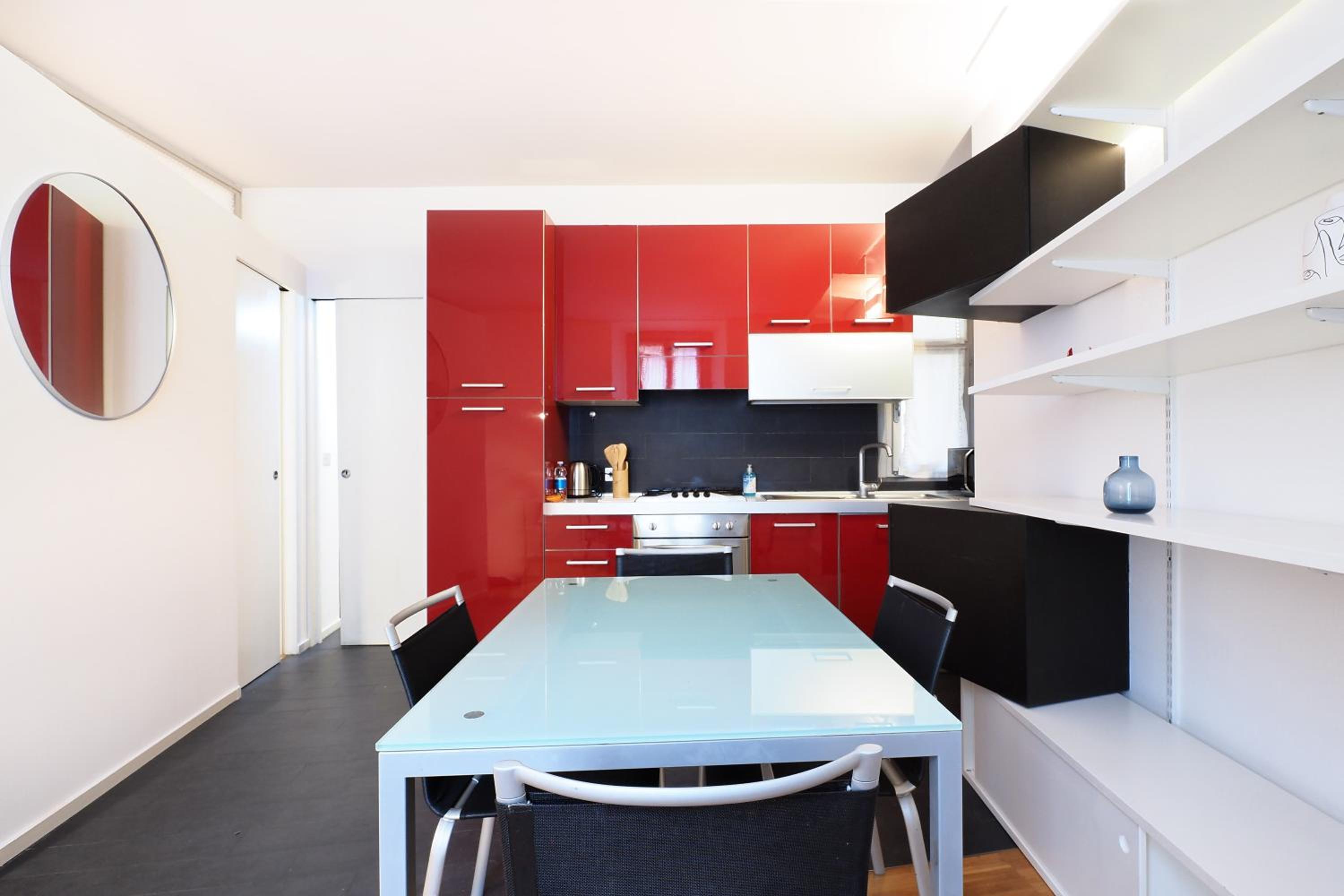 Mila Apartments Alessi