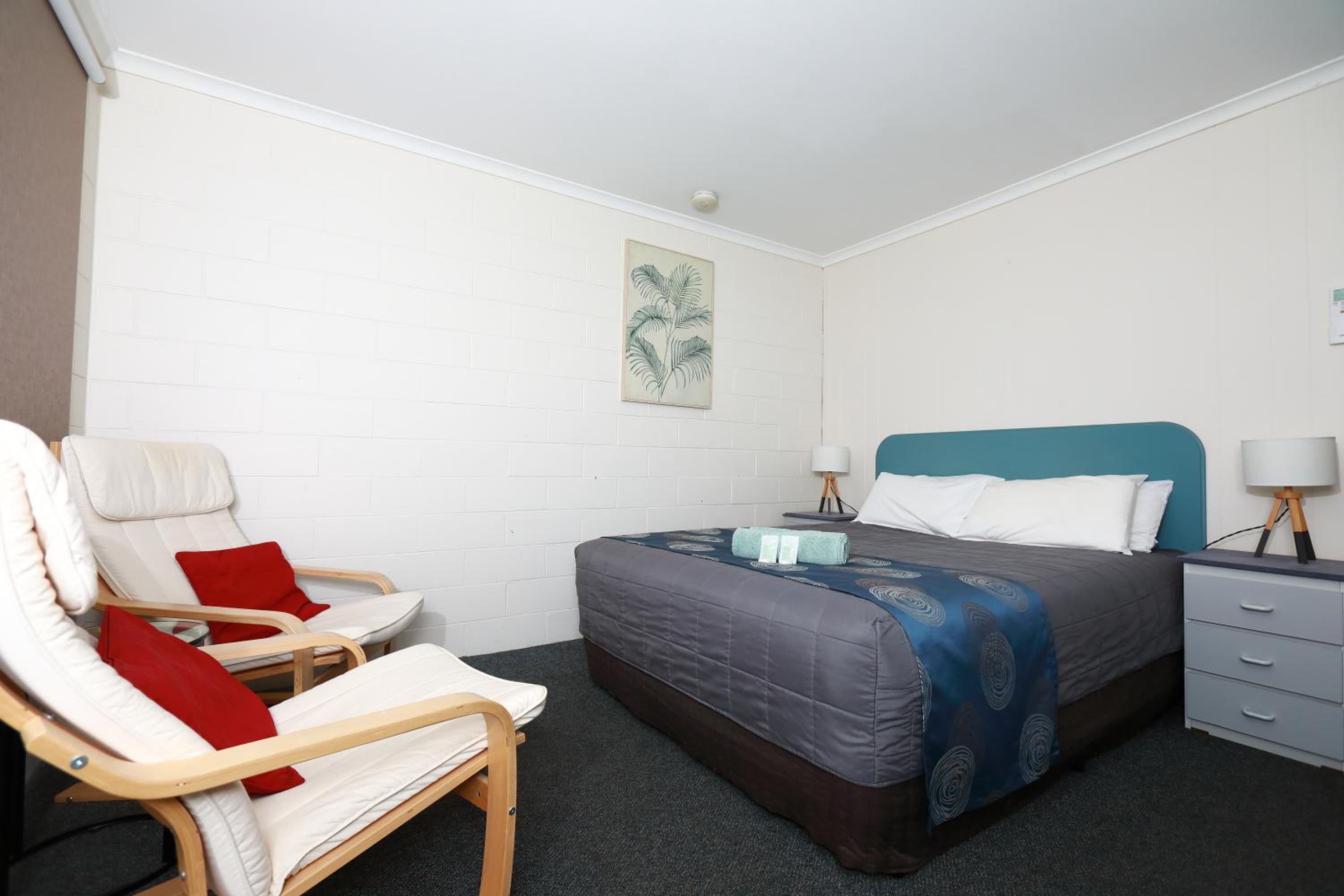 Albatross Motor Inn view 3