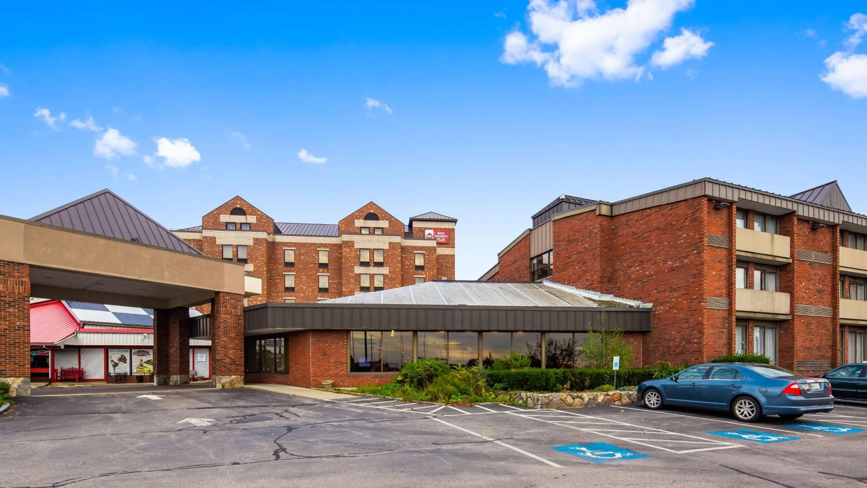 Portsmouth Vacations - Best Western Plus Portsmouth Hotel Suites - Property Image 52