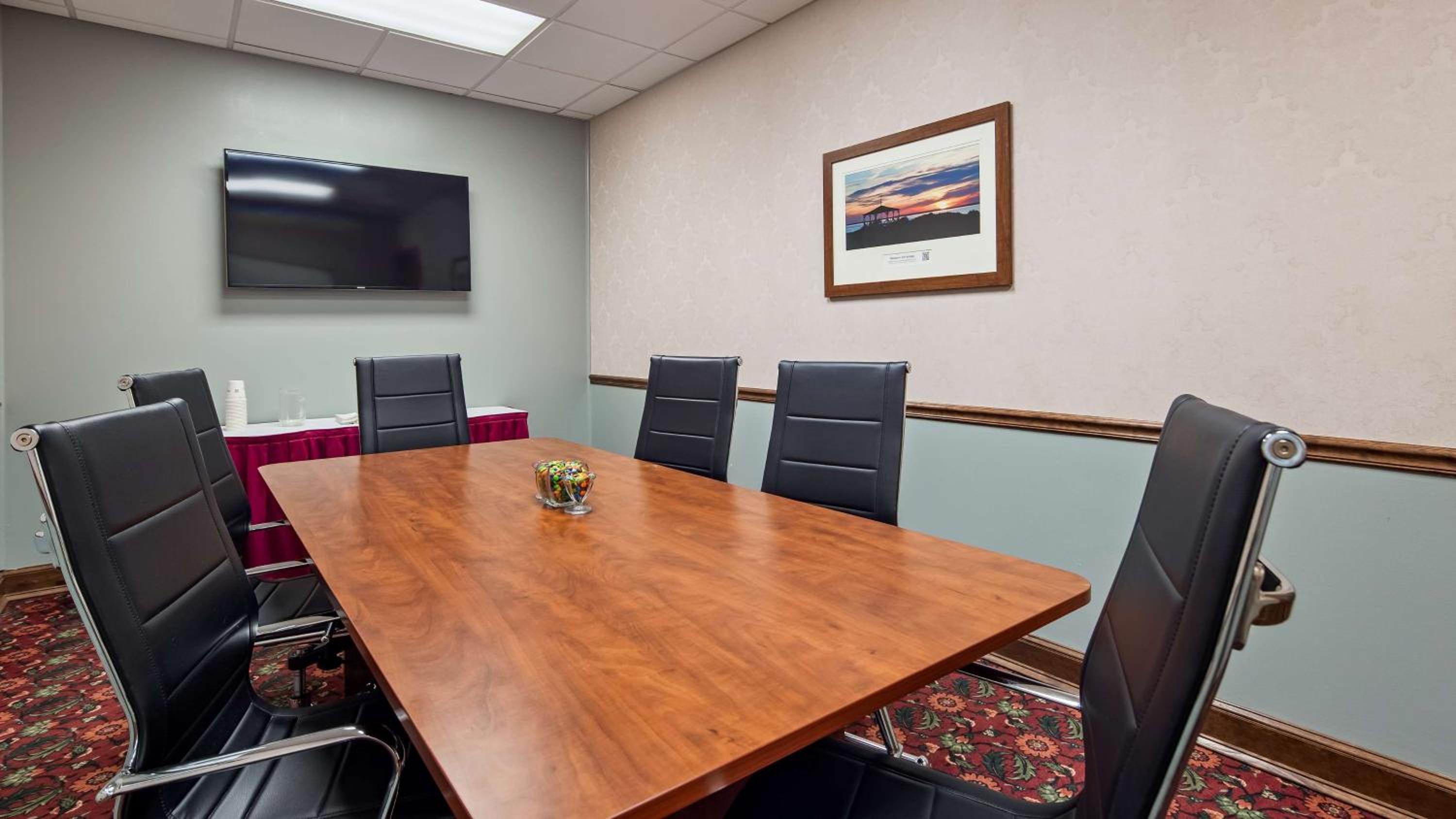 Portsmouth Vacations - Best Western Plus Portsmouth Hotel Suites - Property Image 38