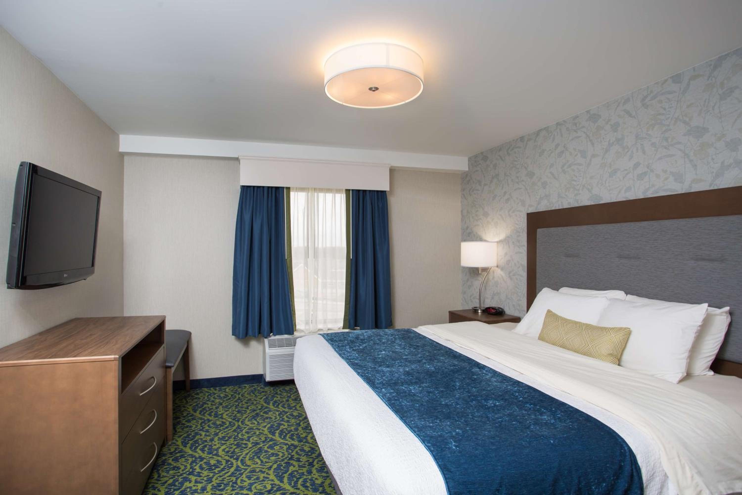 Portsmouth Vacations - Best Western Plus Portsmouth Hotel Suites - Property Image 65