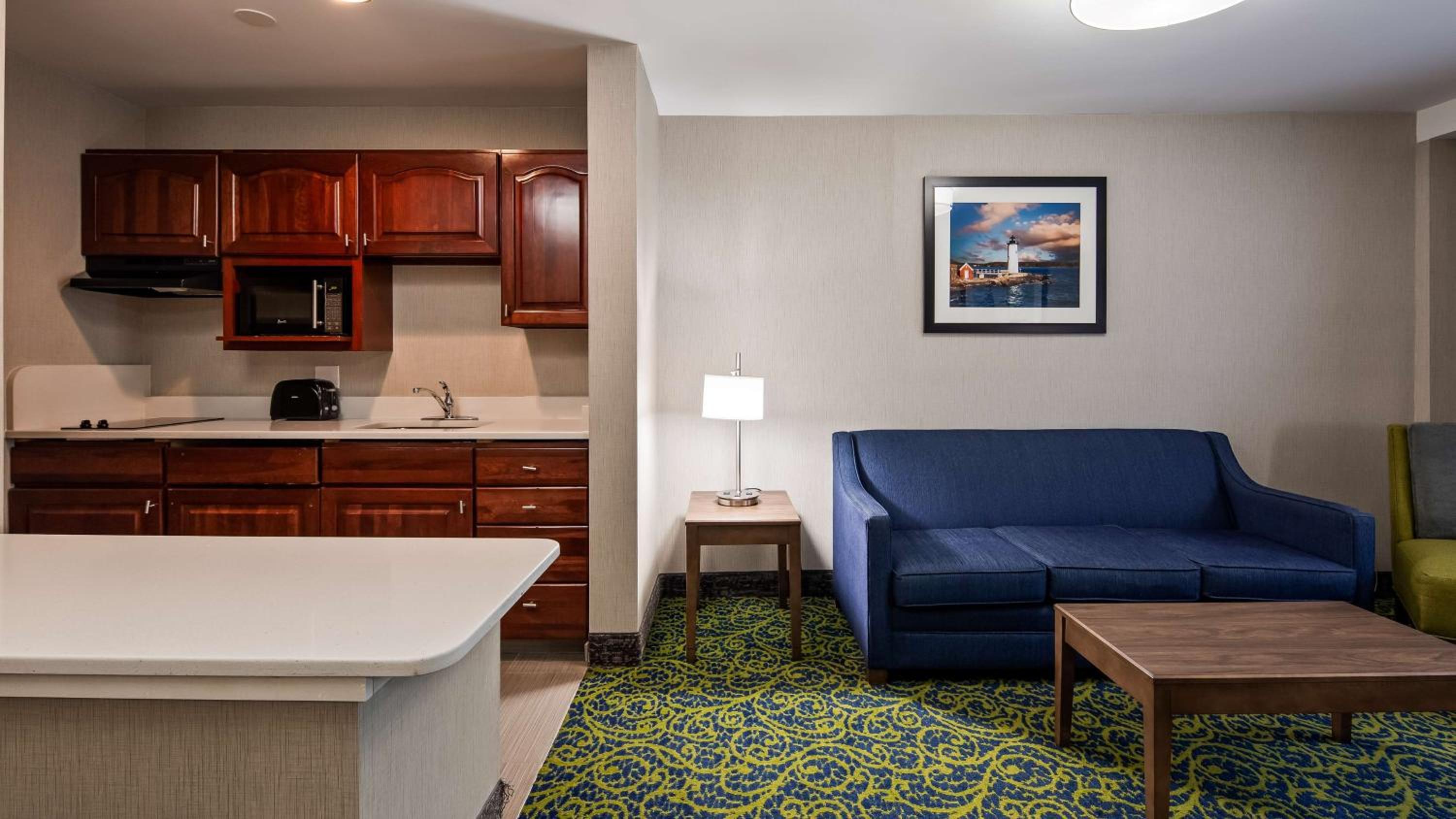 Portsmouth Vacations - Best Western Plus Portsmouth Hotel Suites - Property Image 9