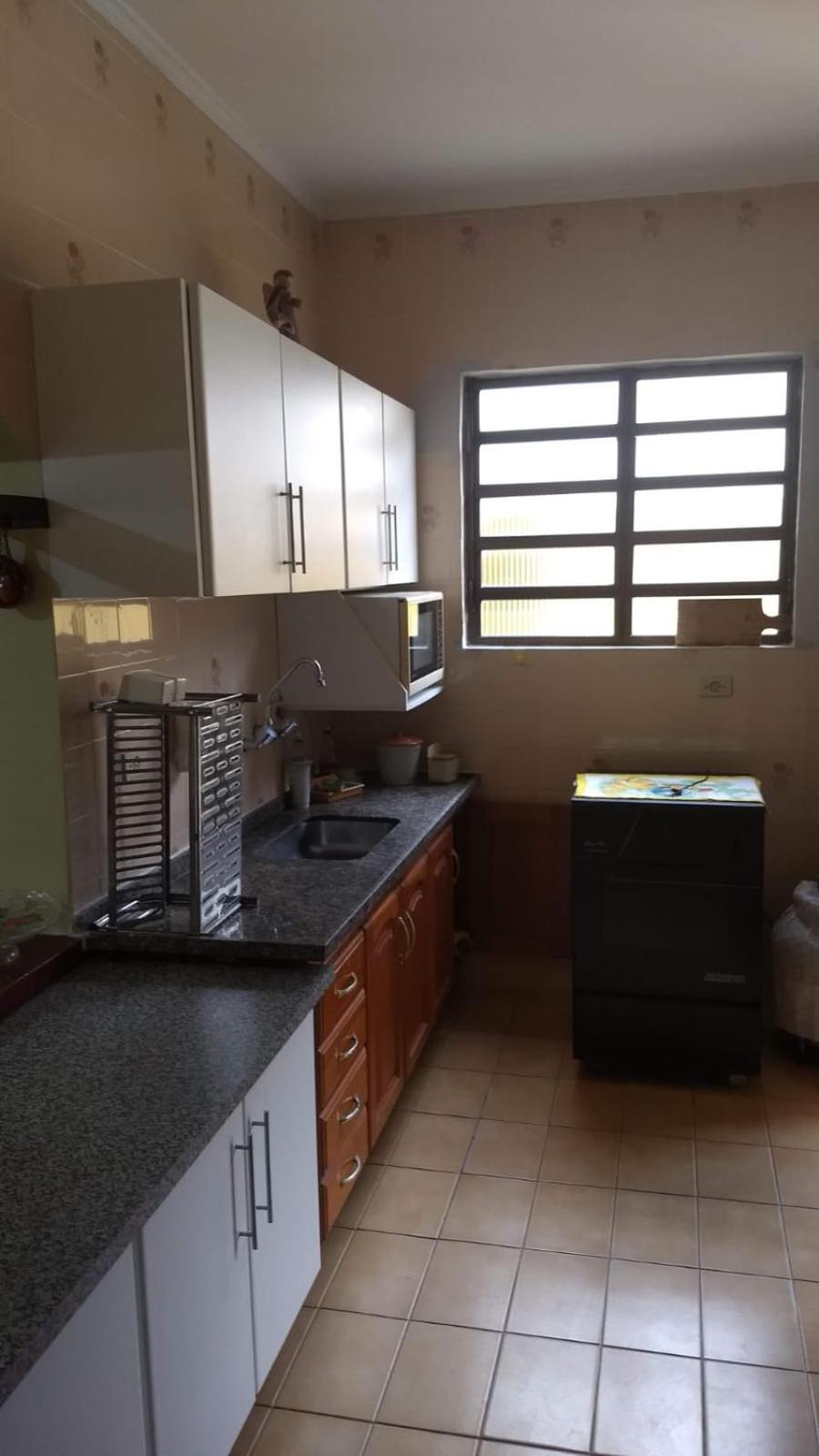 Casa 200m da praia 3 dorm. p/ 12 pessoas
