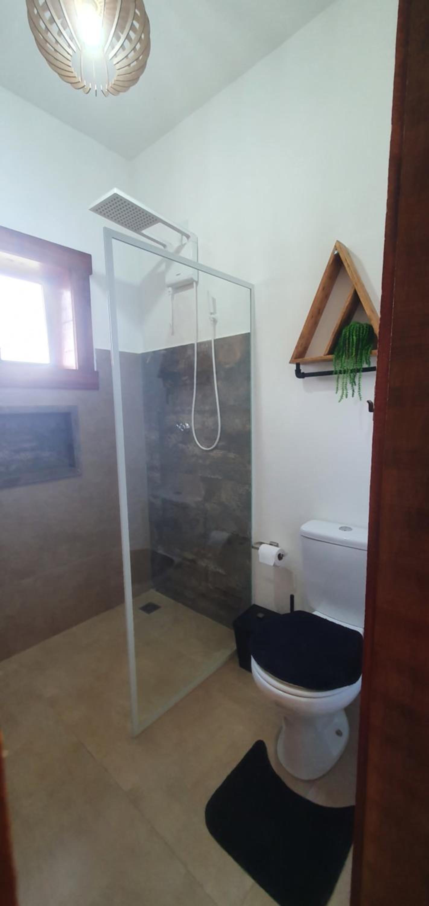 Ellementares Guest House