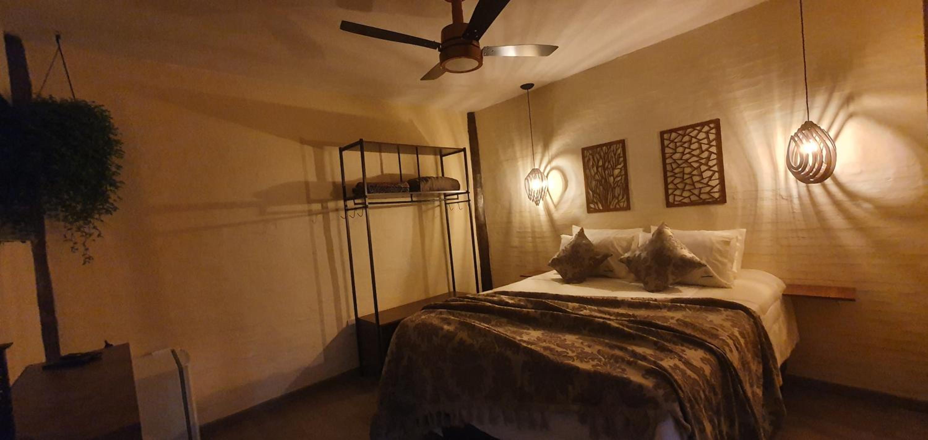 Ellementares Guest House