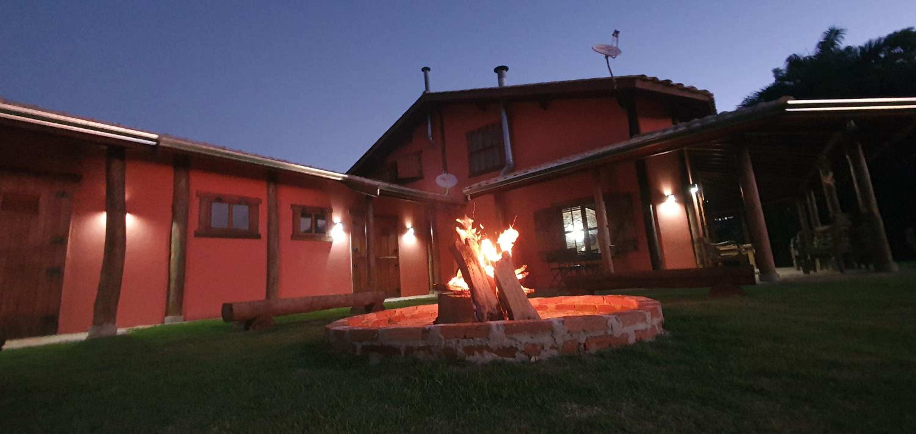 Ellementares Guest House
