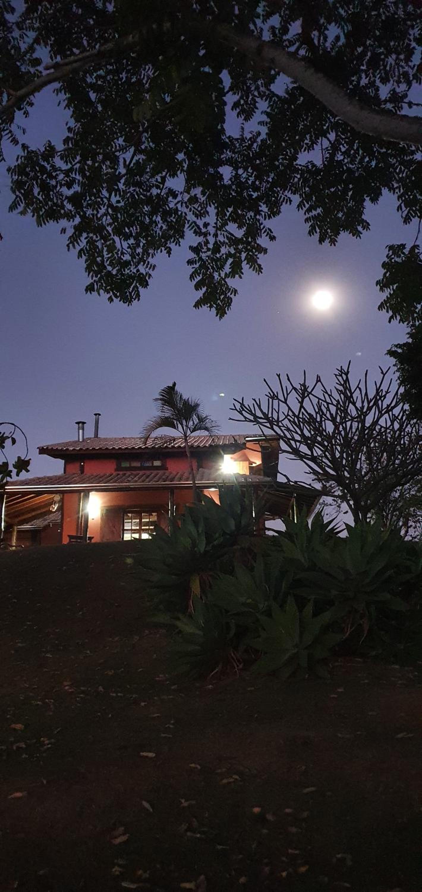 Ellementares Guest House