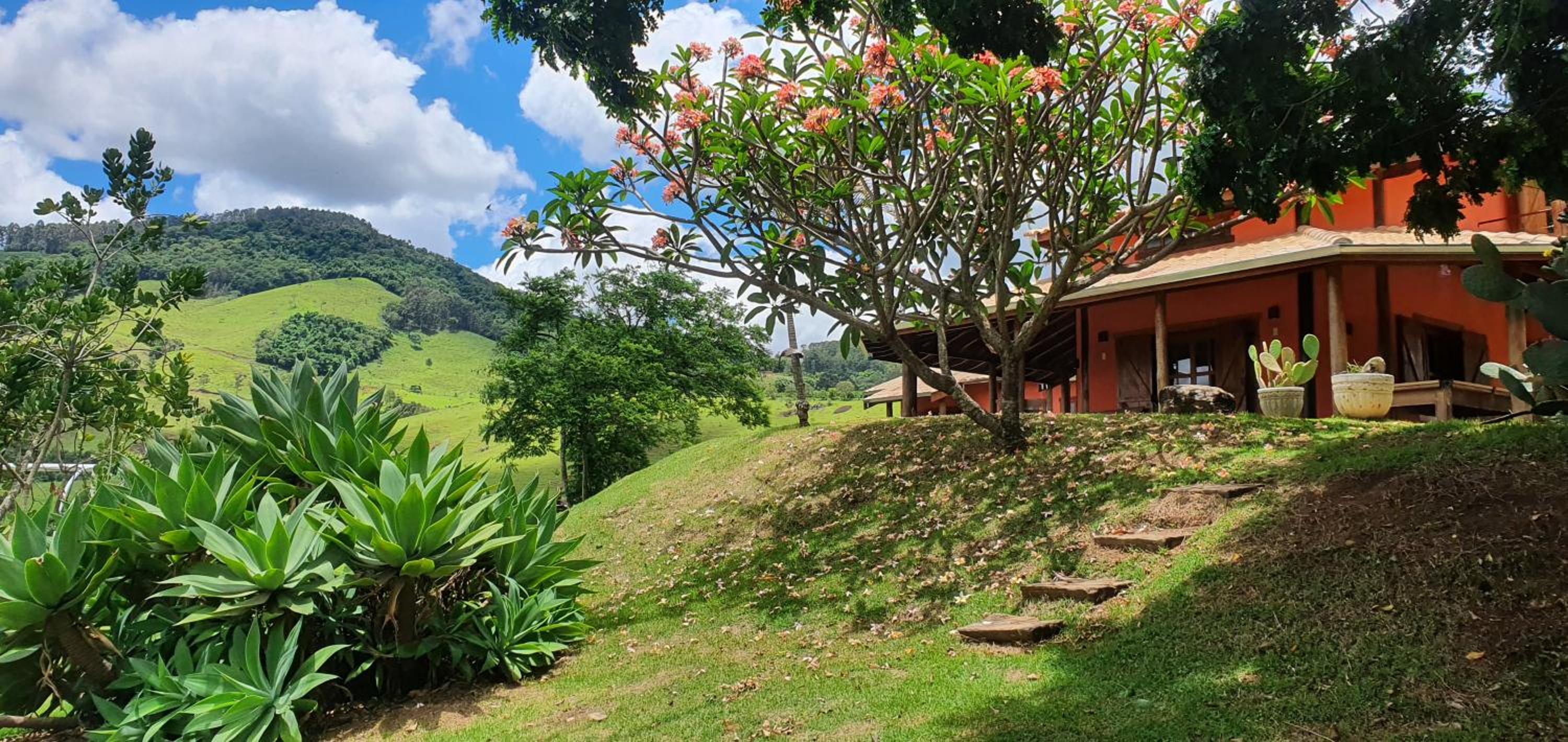 Ellementares Guest House