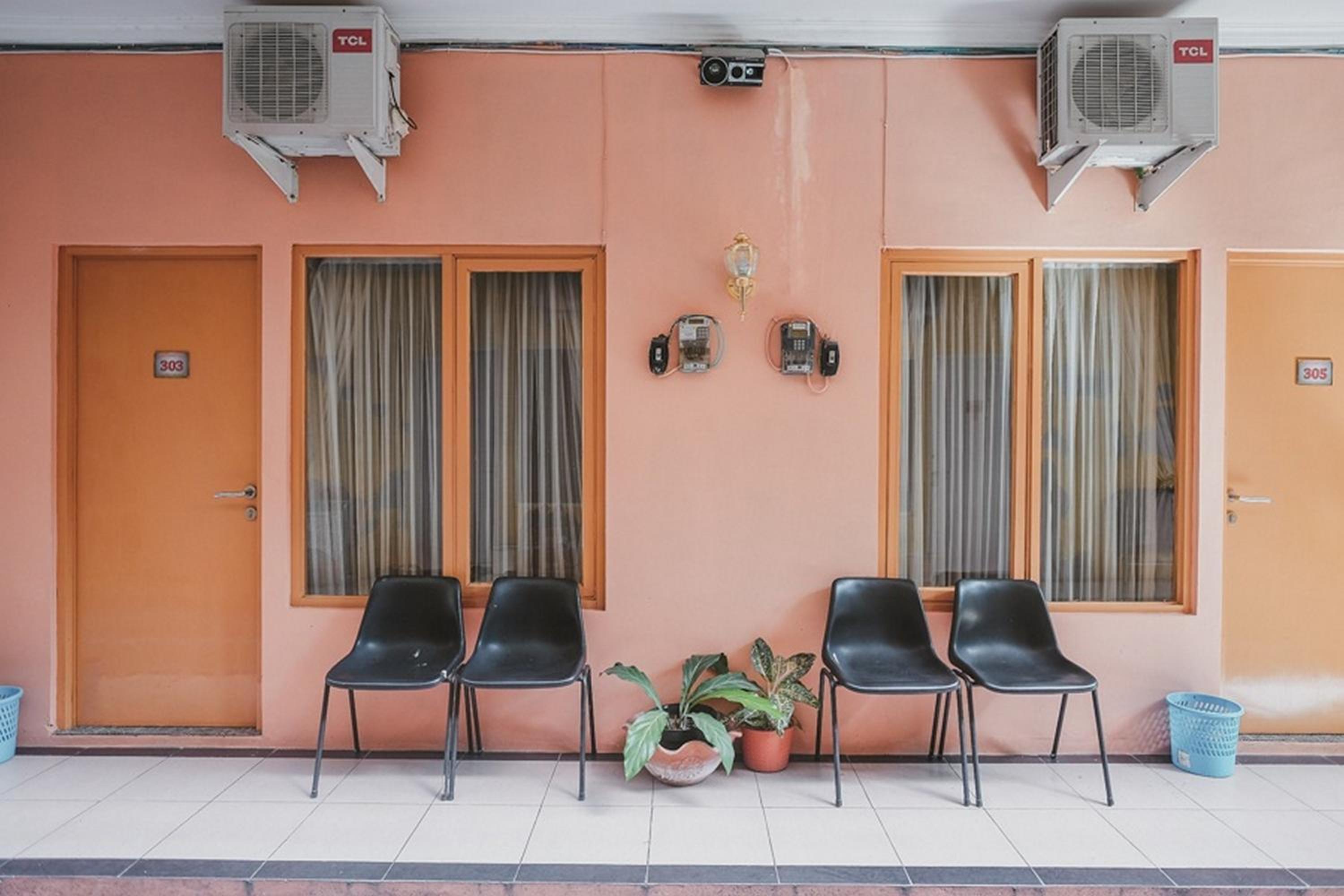 Koolkost Syariah near Plaza Ambarukmo - Minimum Stay 30 Nights