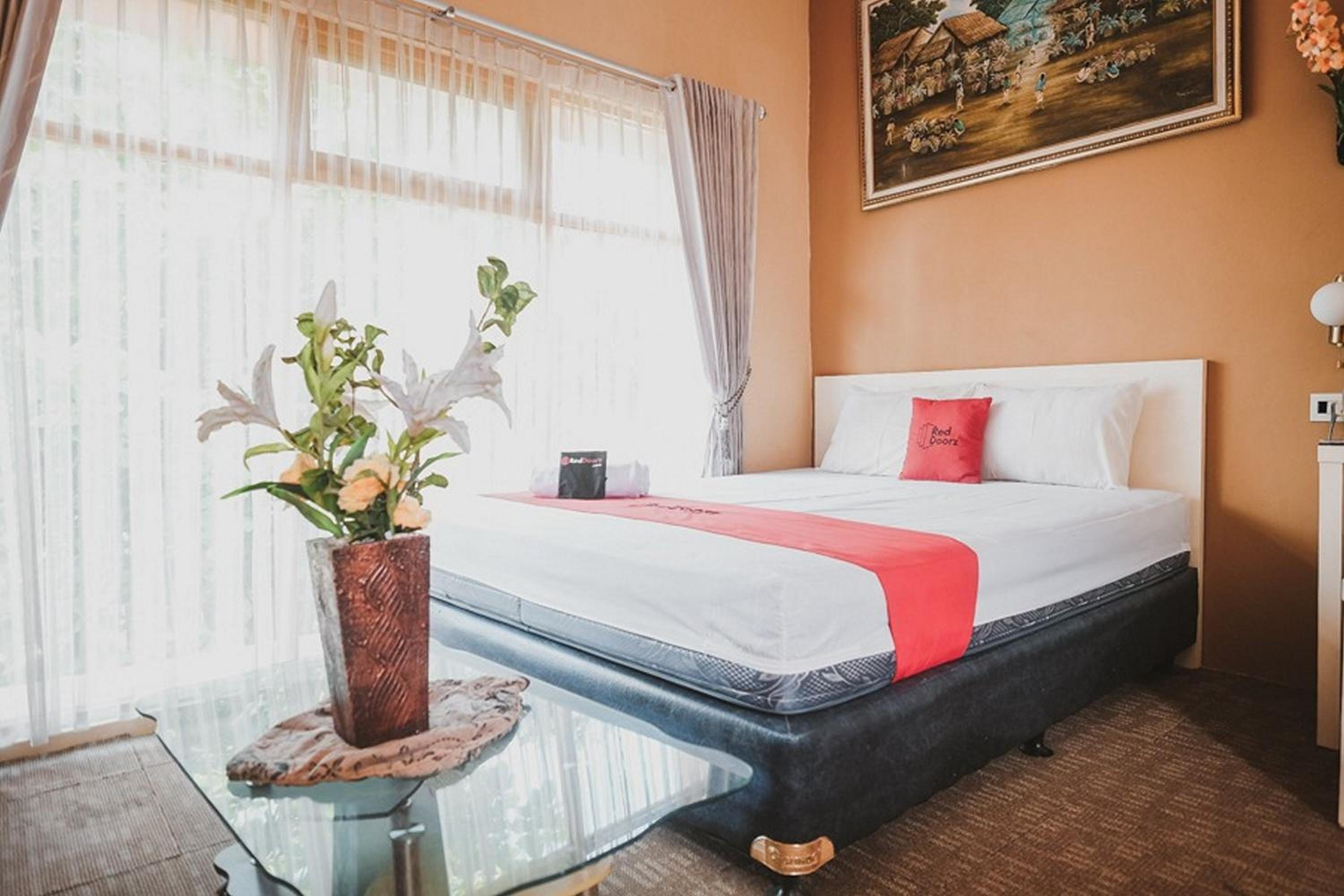 Koolkost Syariah near Plaza Ambarukmo - Minimum Stay 30 Nights