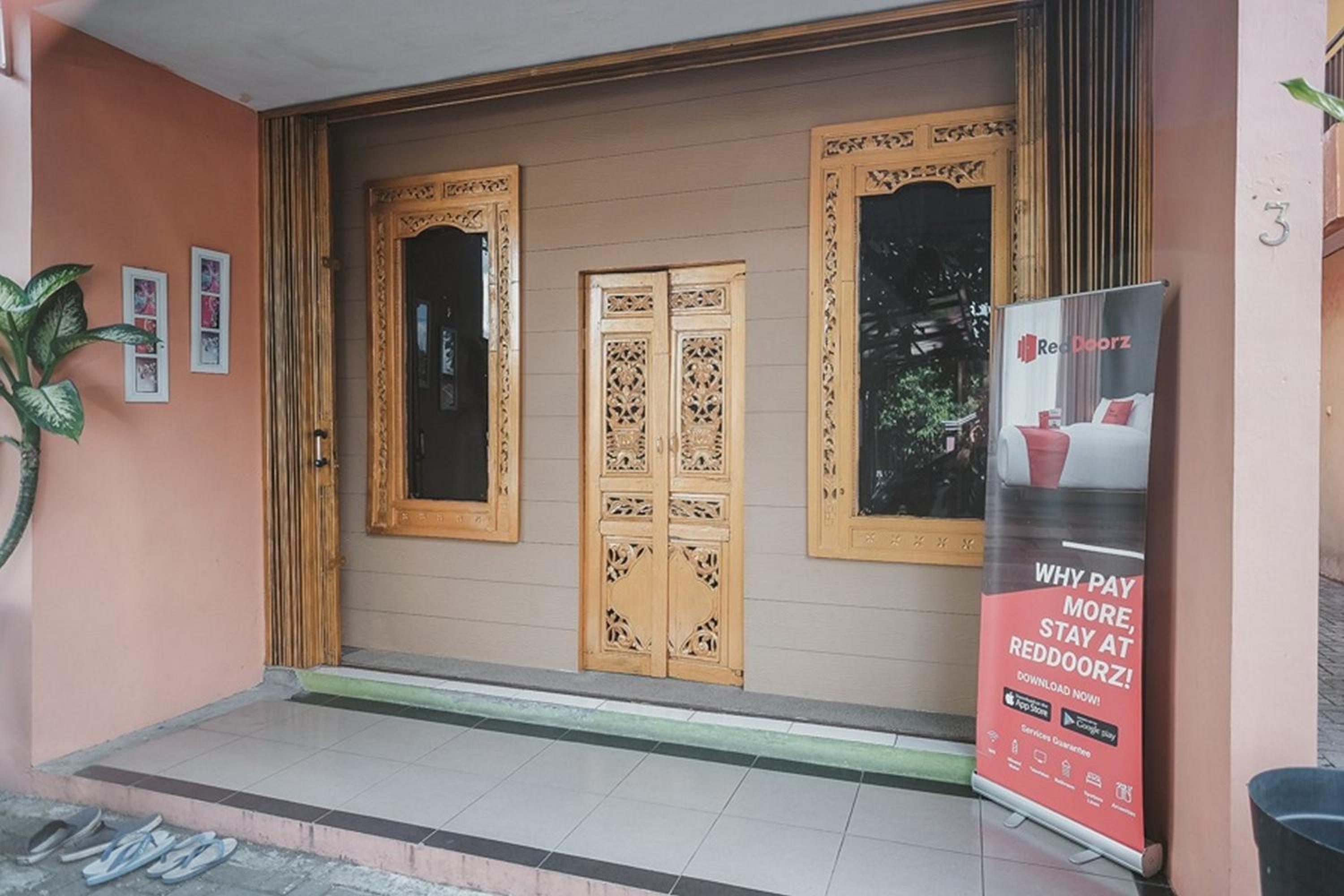 Koolkost Syariah near Plaza Ambarukmo - Minimum Stay 30 Nights