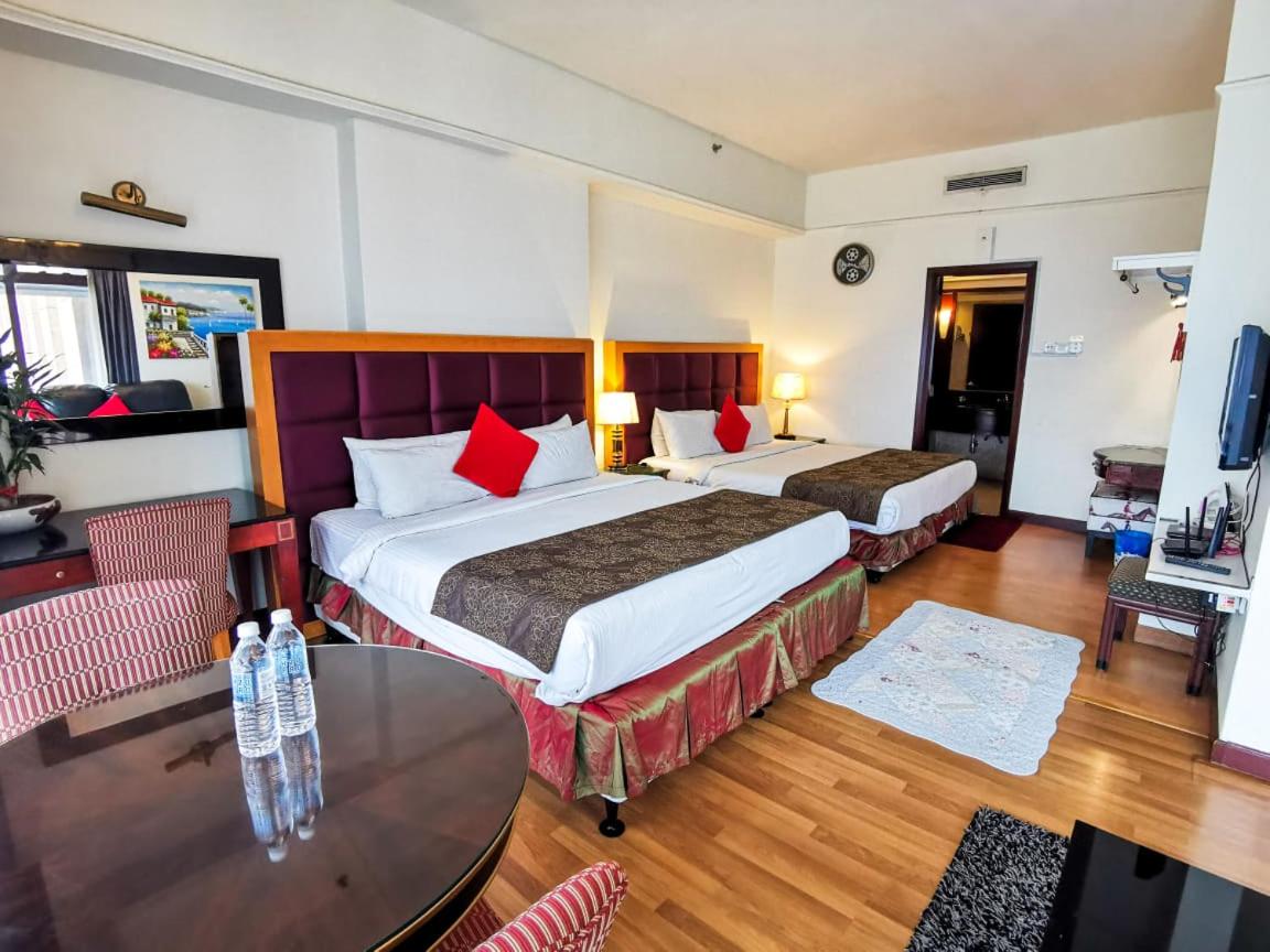 Berjaya Times Square Service Apartment, Kuala Lumpur — 12