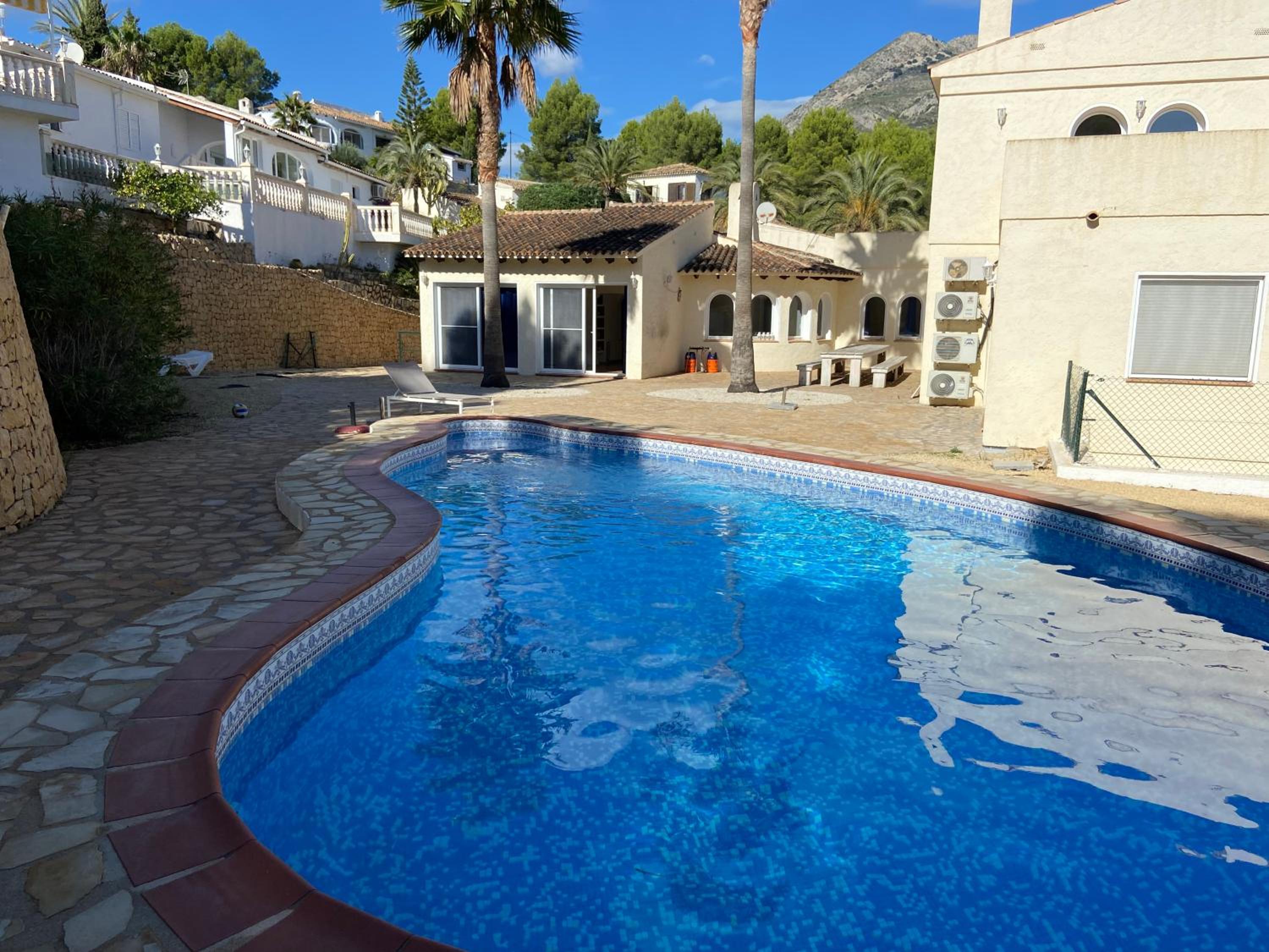Villa Altea 2 pools - 24 persons view 2
