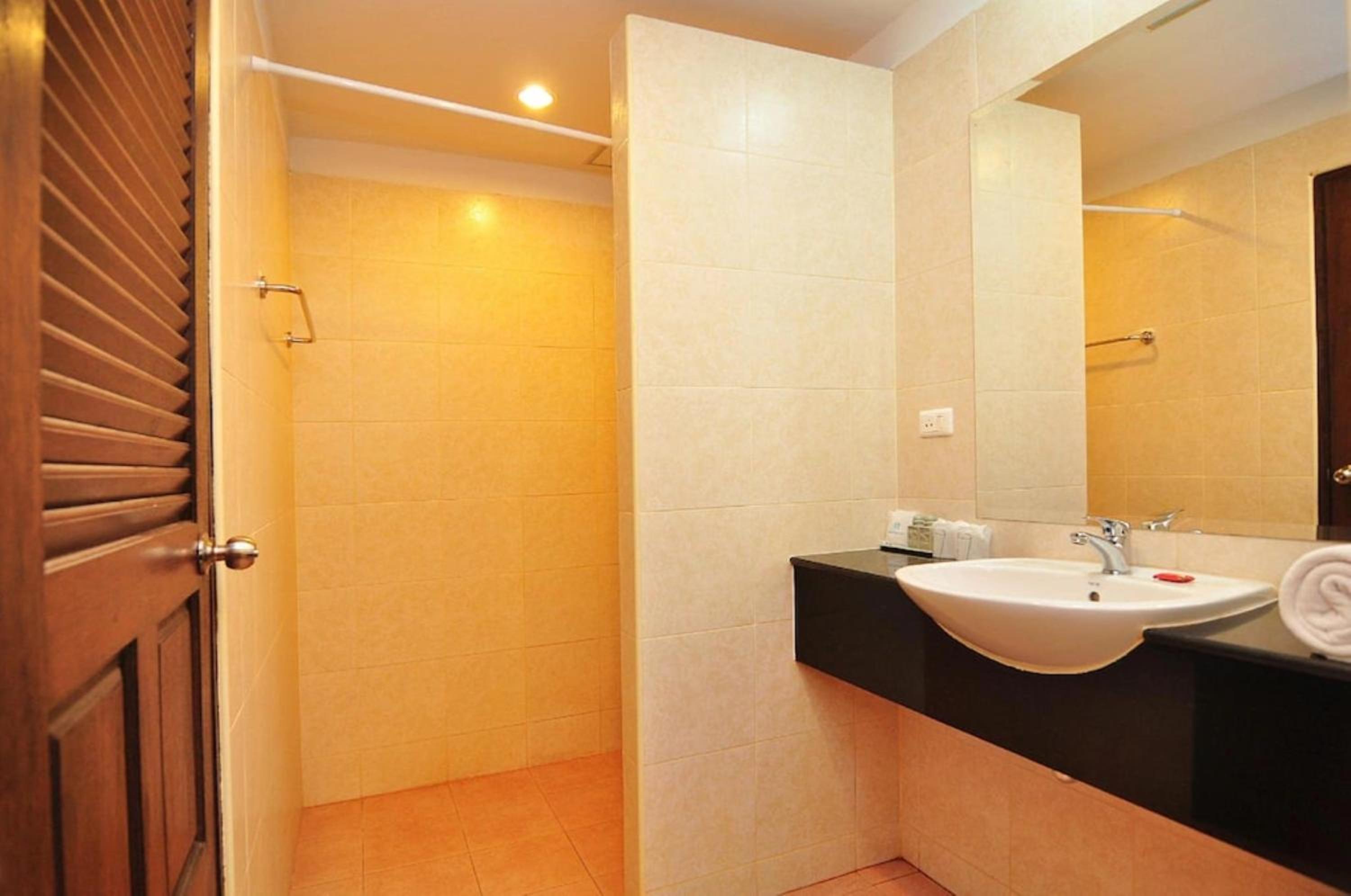 Phuket Sea Resort SHA Extra Plus