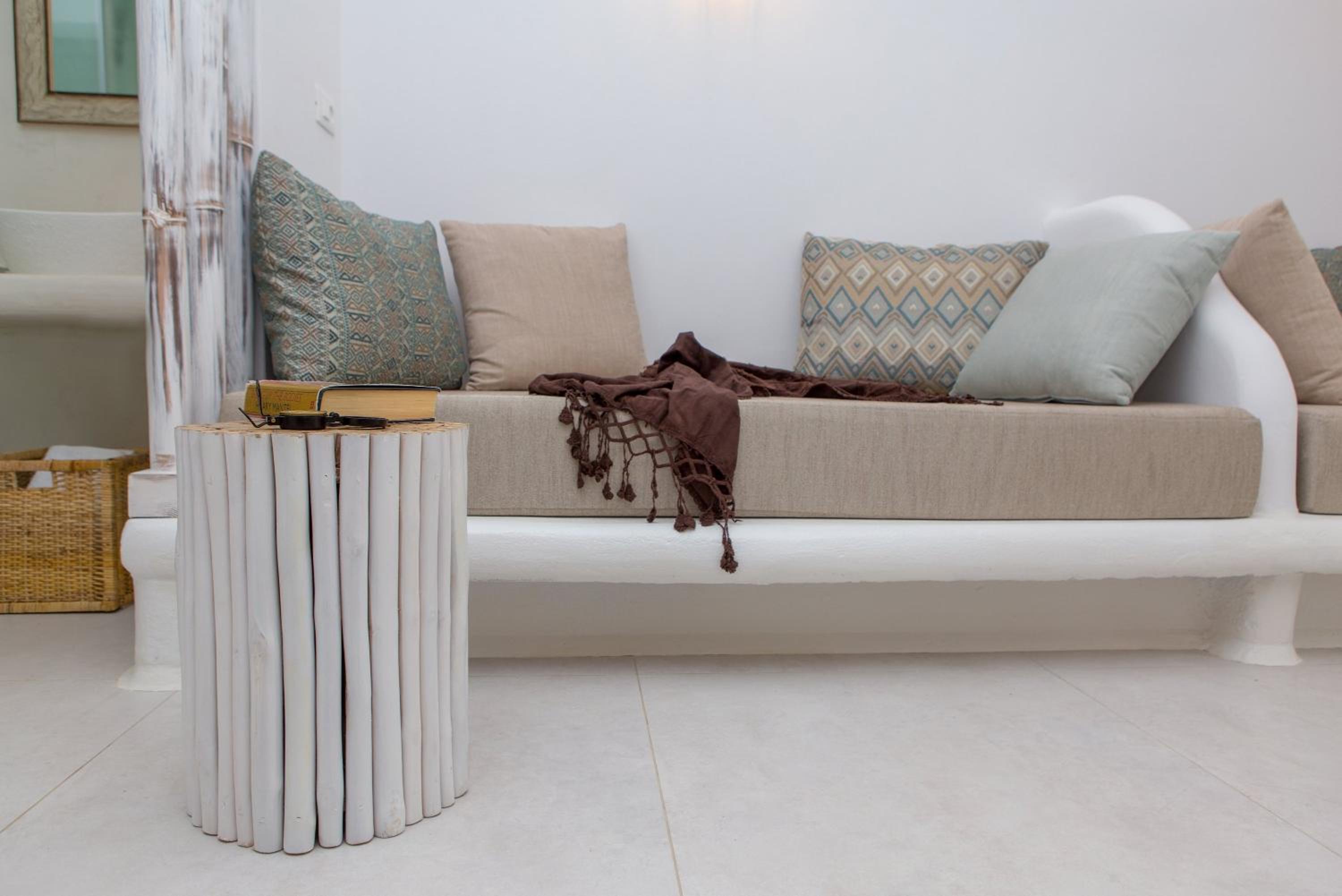Naxian Lounge Villas