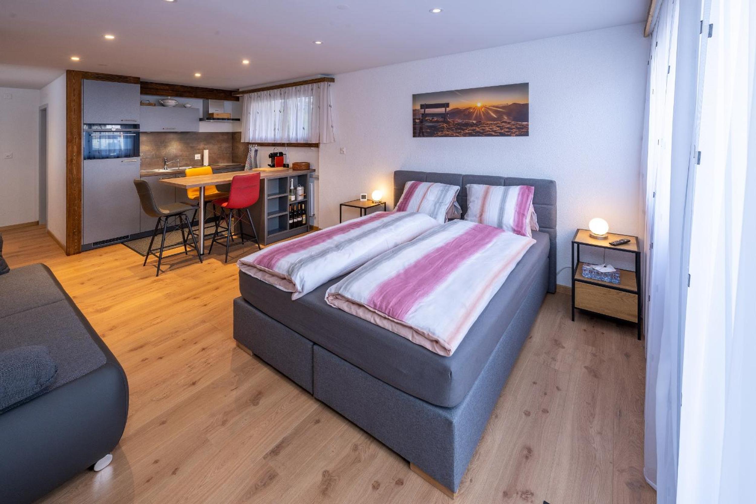 studio ROSELINE - smart & modern view 3