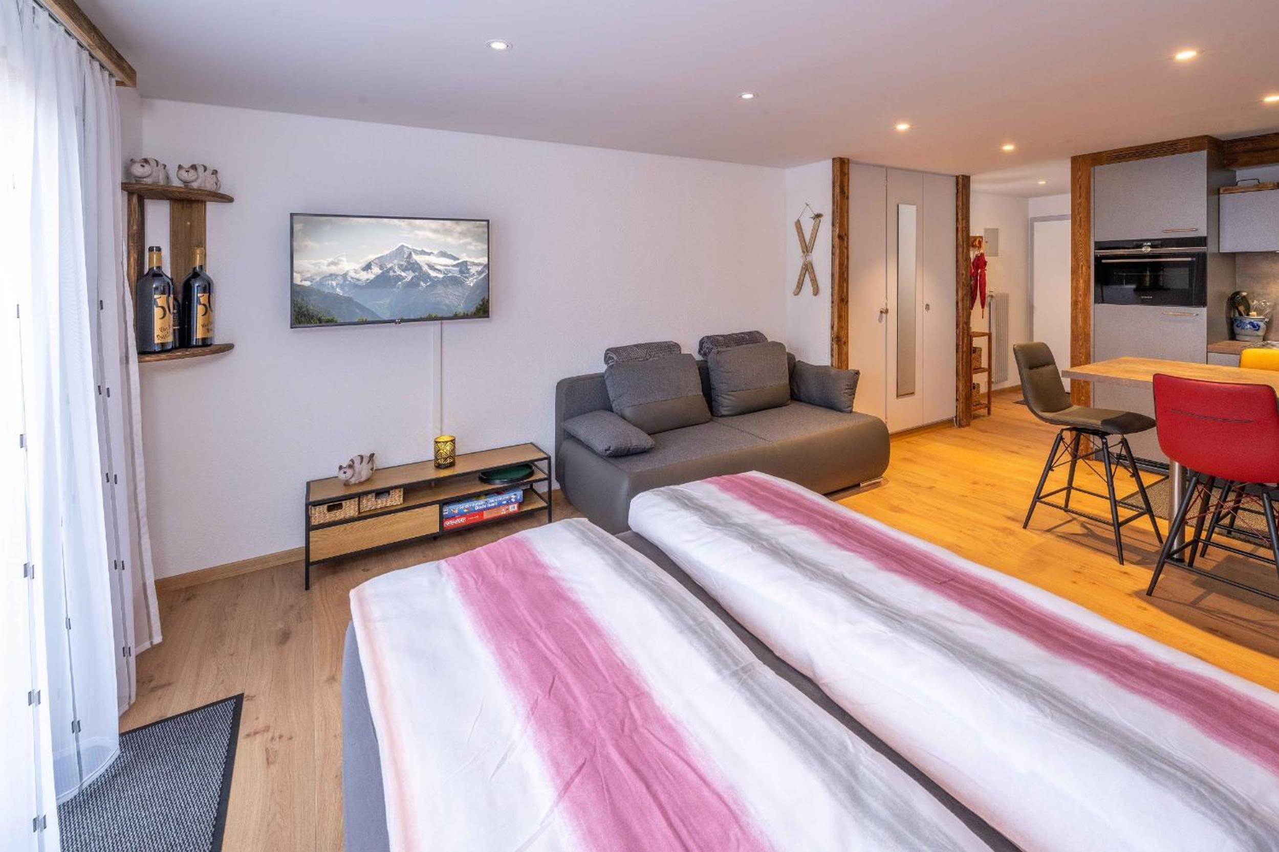 studio ROSELINE - smart & modern view 4
