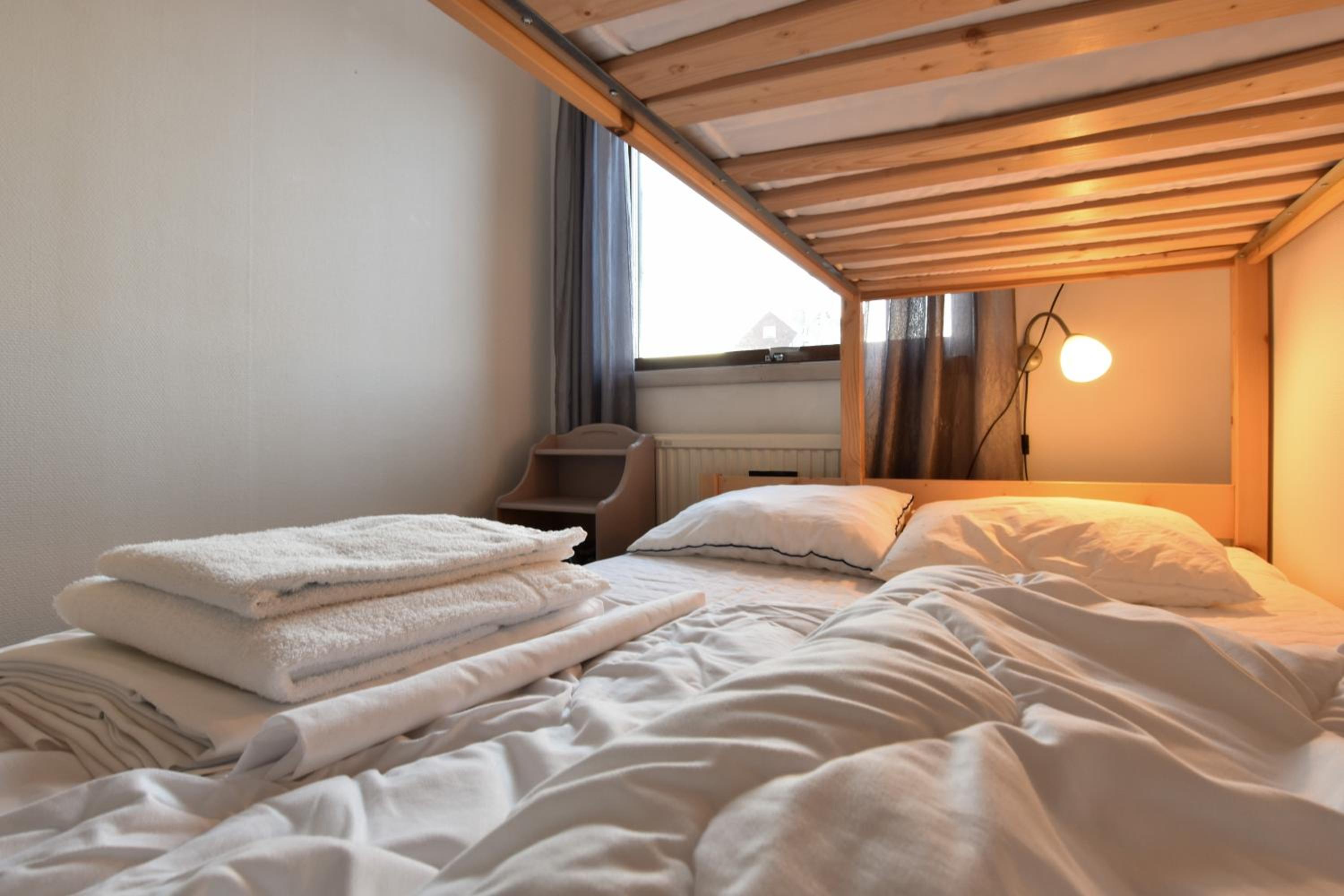 Abisko Guesthouse & Activities