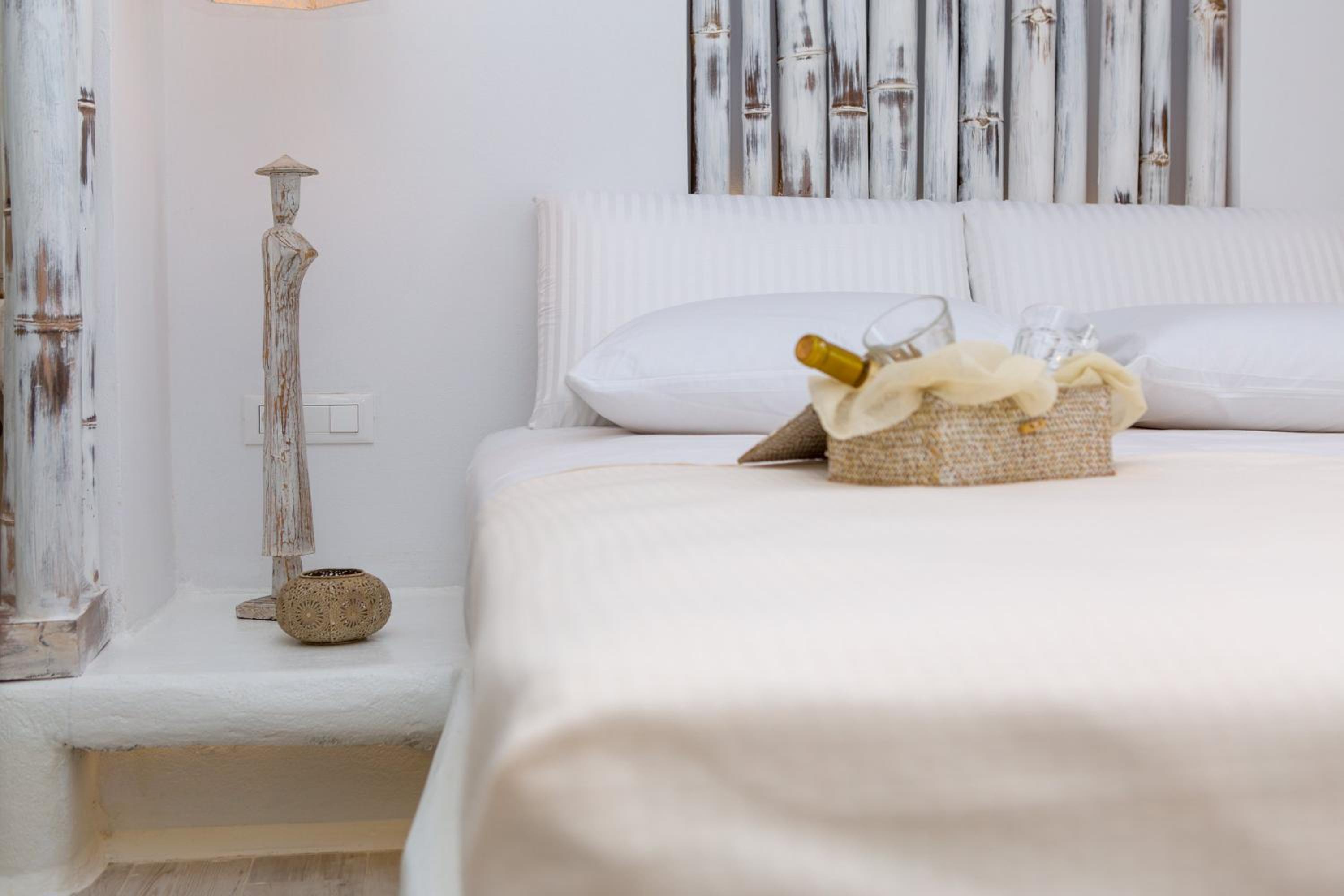 Naxian Lounge Villas