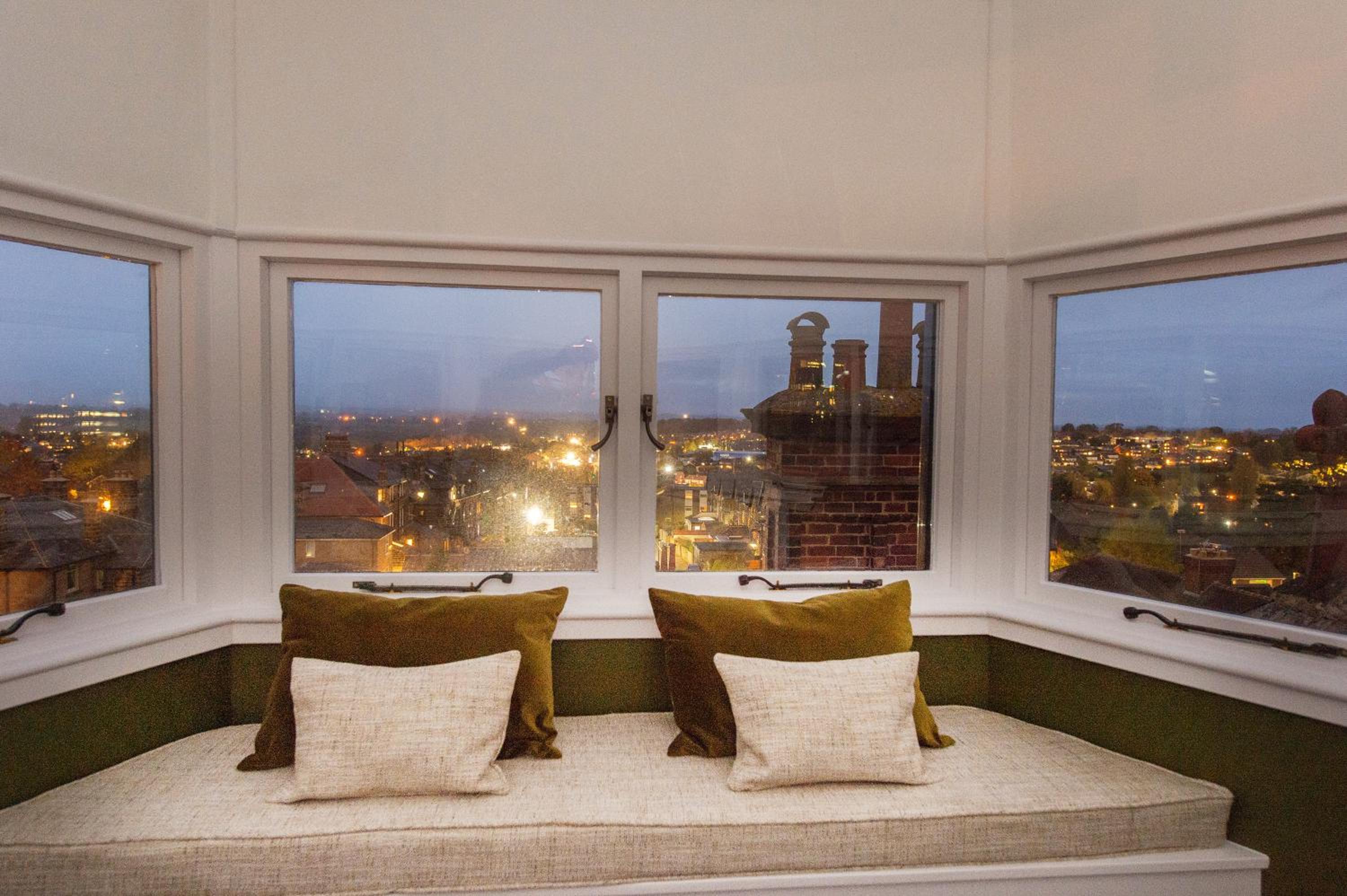 The Tower by Harrogate Serviced Apartments view 2