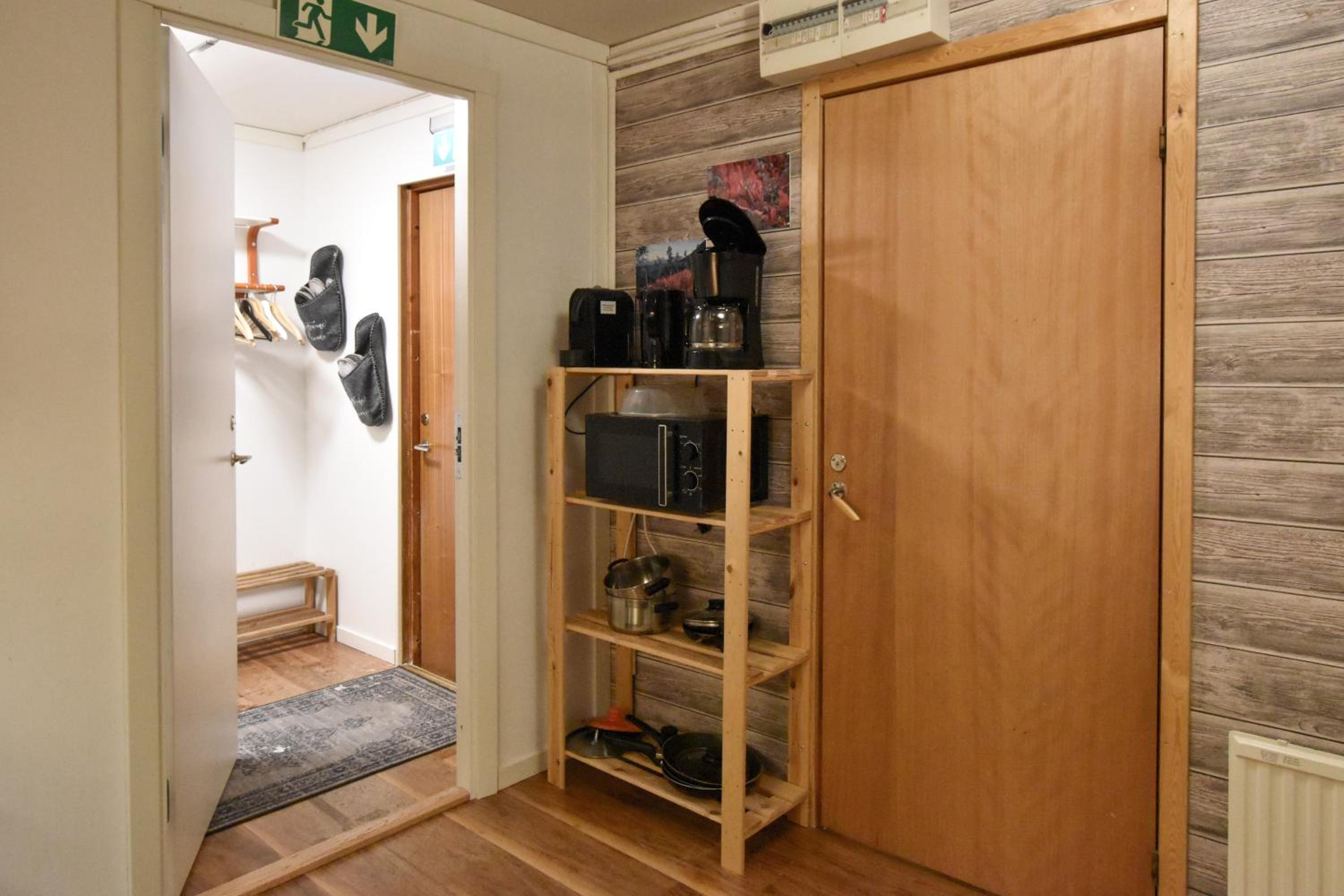 Abisko Guesthouse & Activities