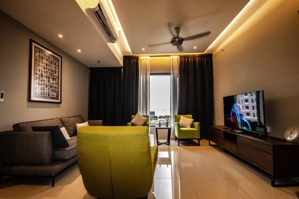 Unique Tropicana Seaview Luxury 2BR Suite photo 3
