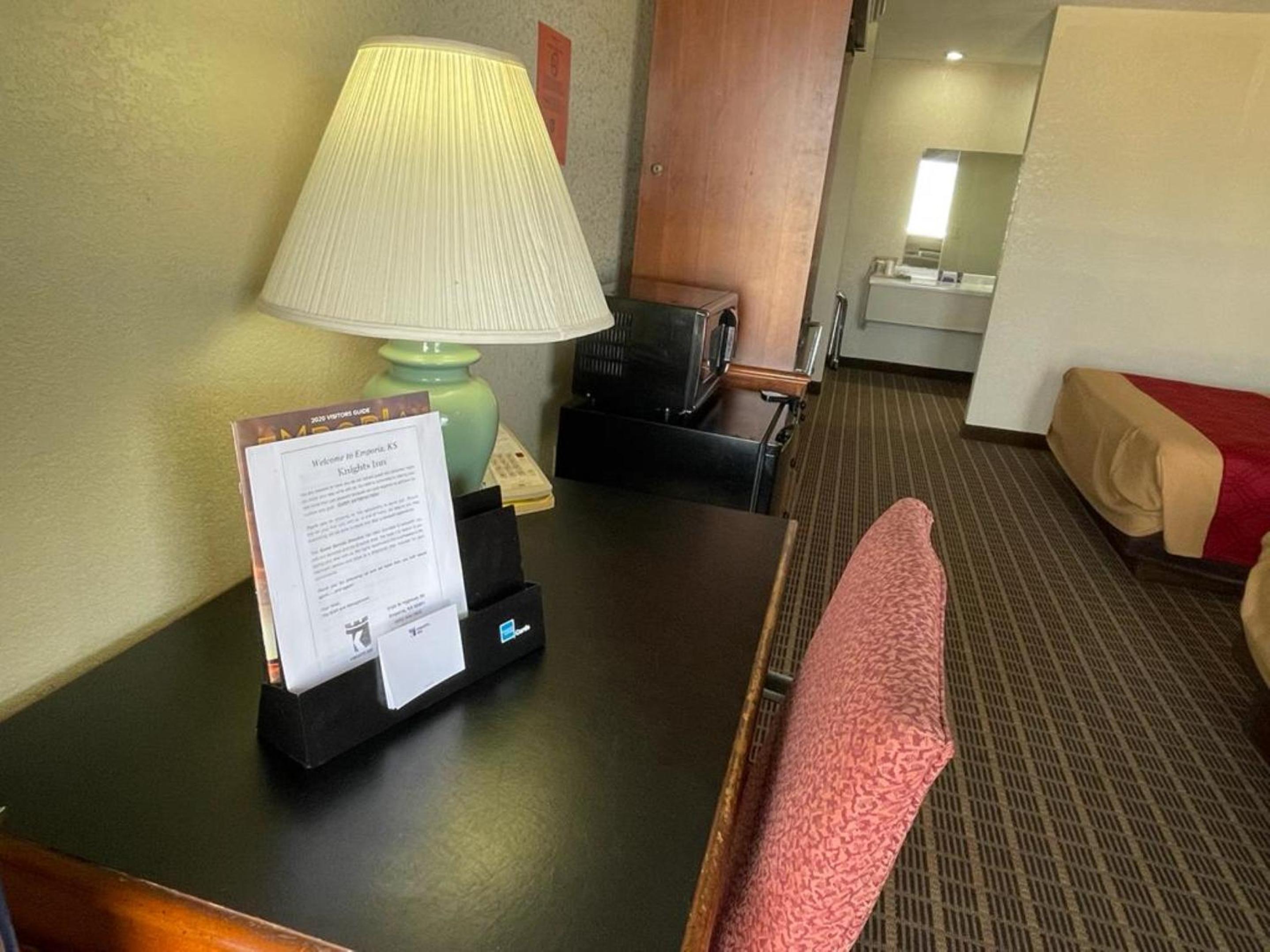 Emporia Vacations - Knights Inn  Suites Emporia - Property Image 69