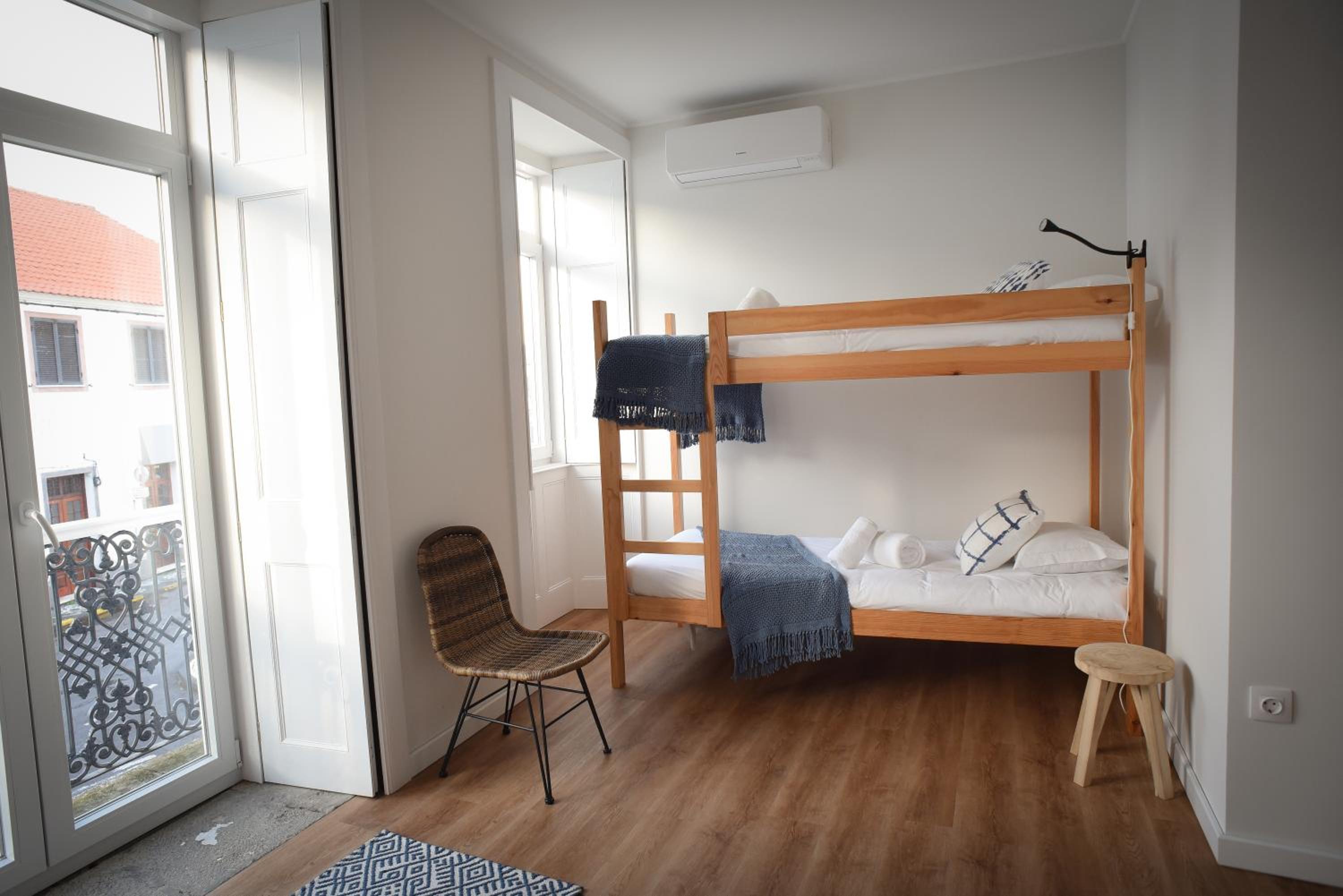 Largo Bispo Boutique Hostel view 5