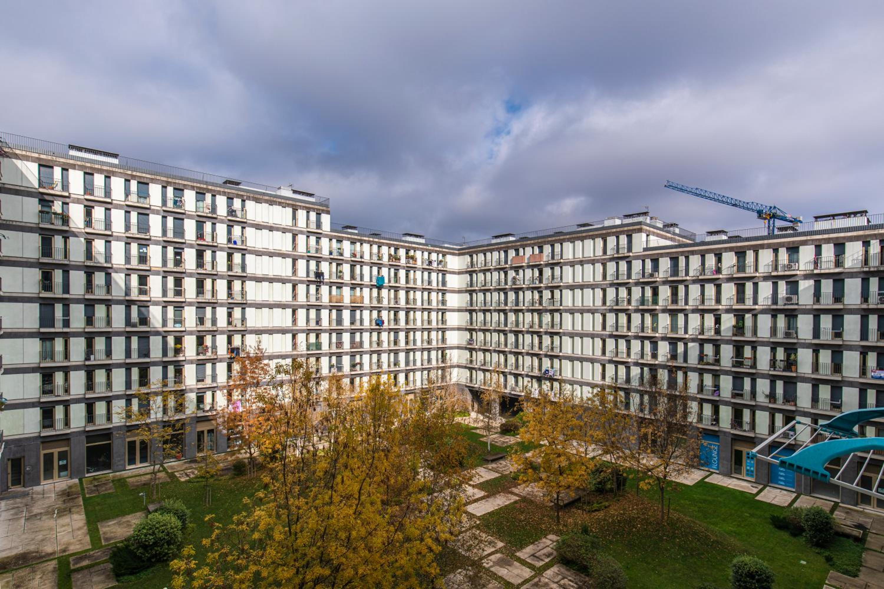 1BDR Flat with Balcony & Parking by LovelyStay view 4