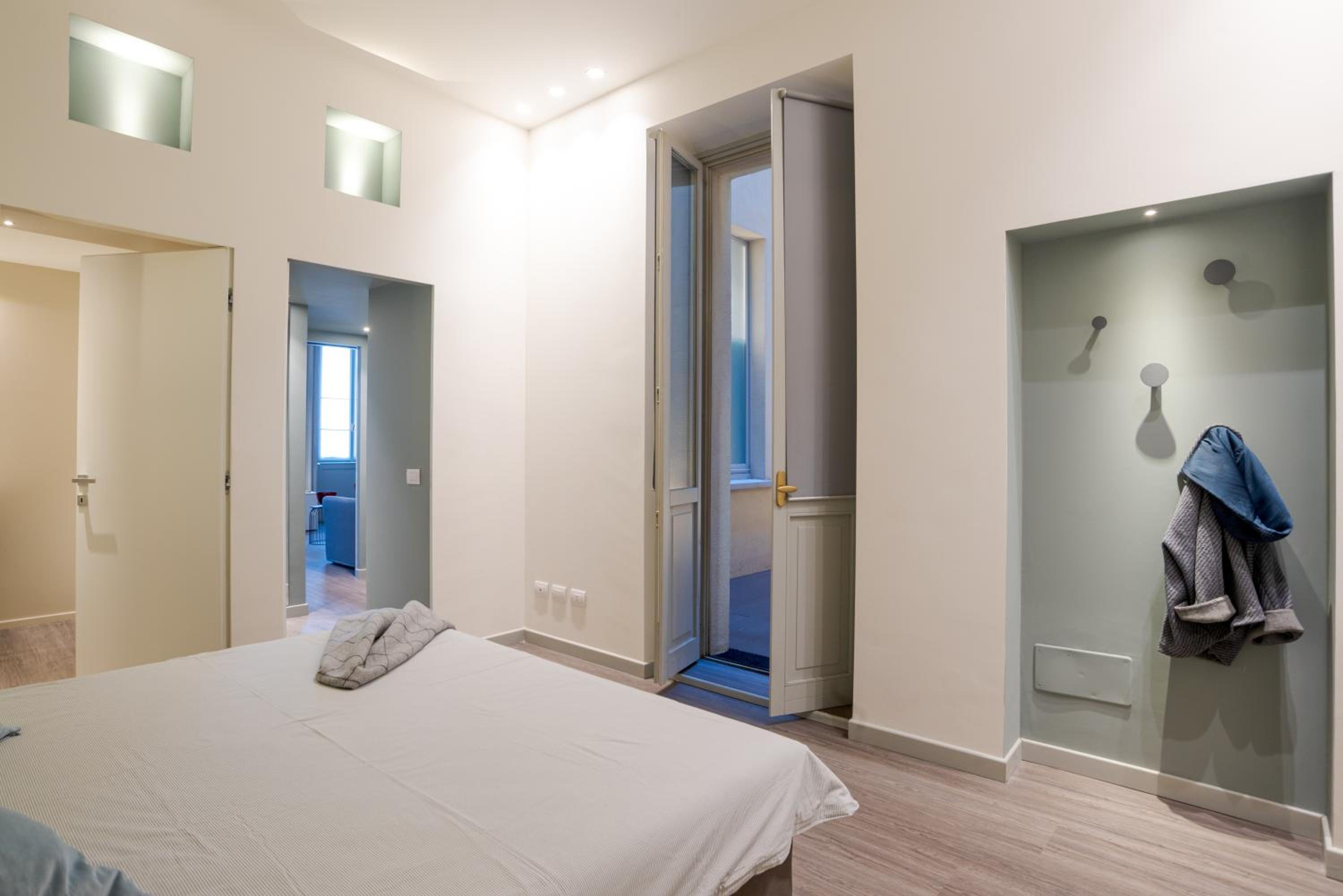 Suite Broletto - by MyHomeInComo