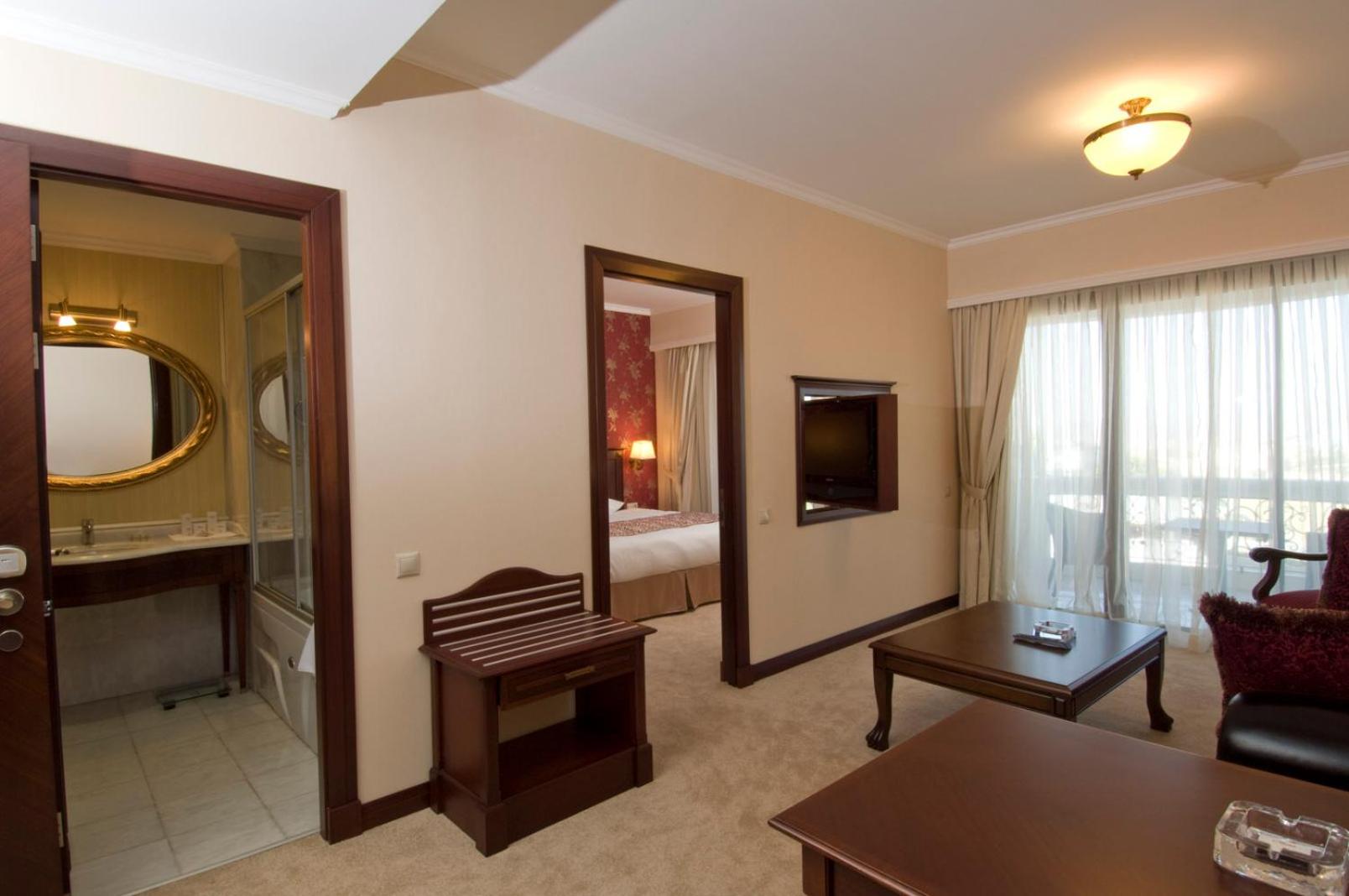 Hotel Monec - Image 13