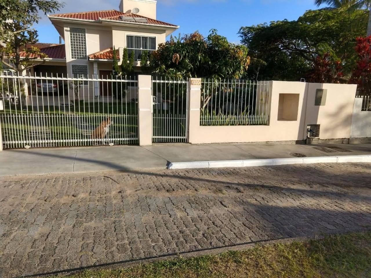 Linda Casa de Praia (Morada 3R's) Florianópolis/SC
