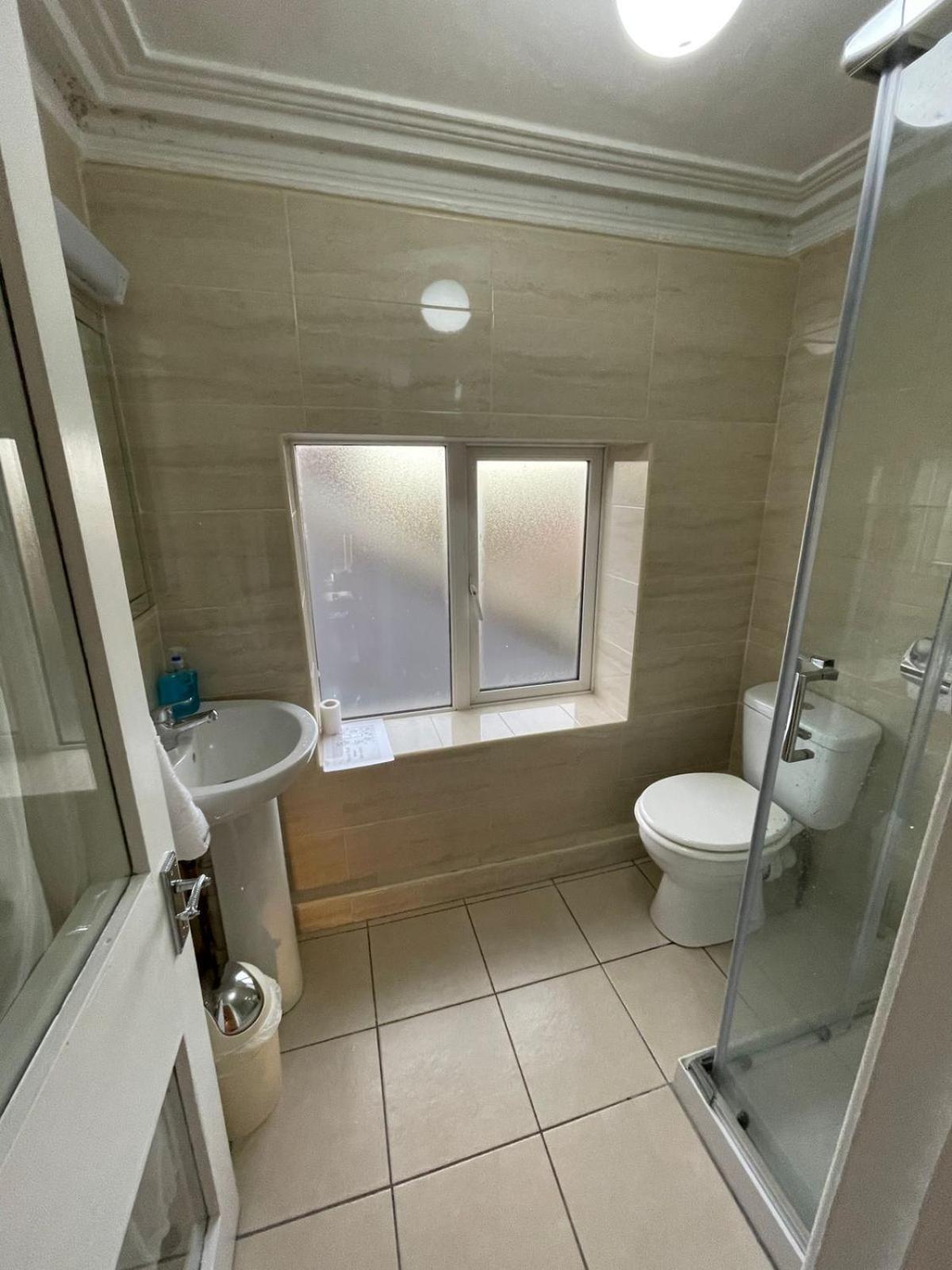 Glencourt Apartments