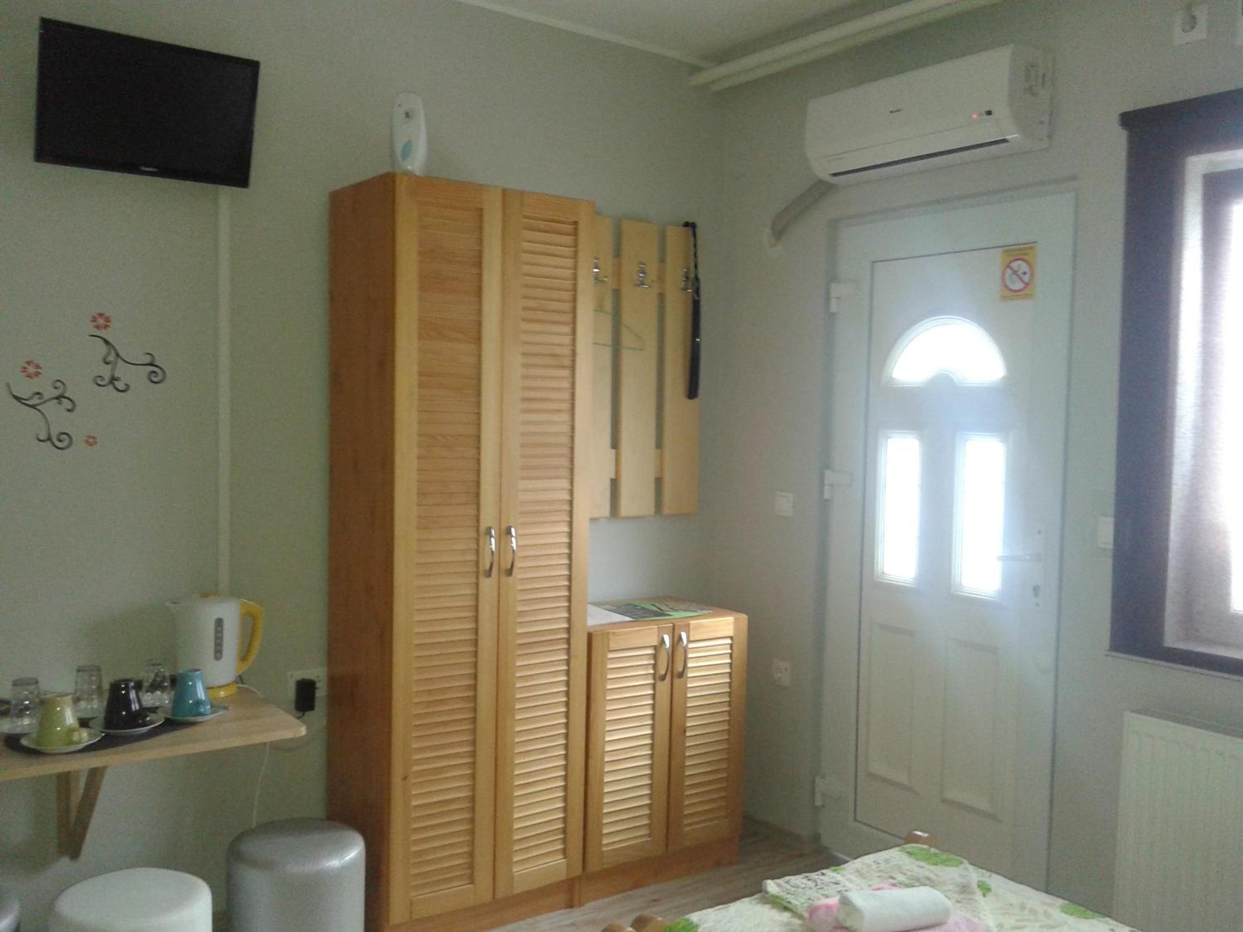 Photo 42