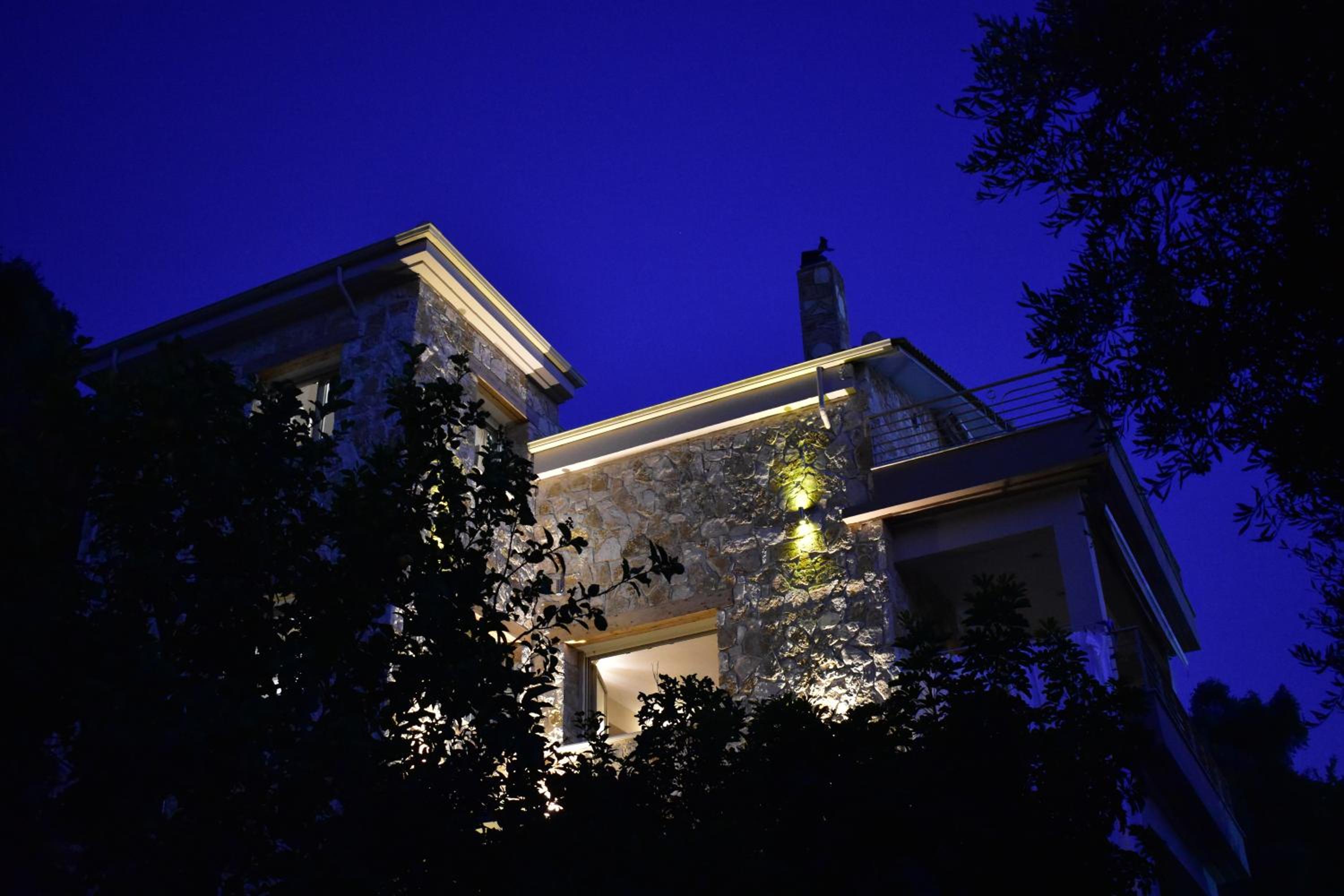 Hotel Gallery Suites Parga - Image 1