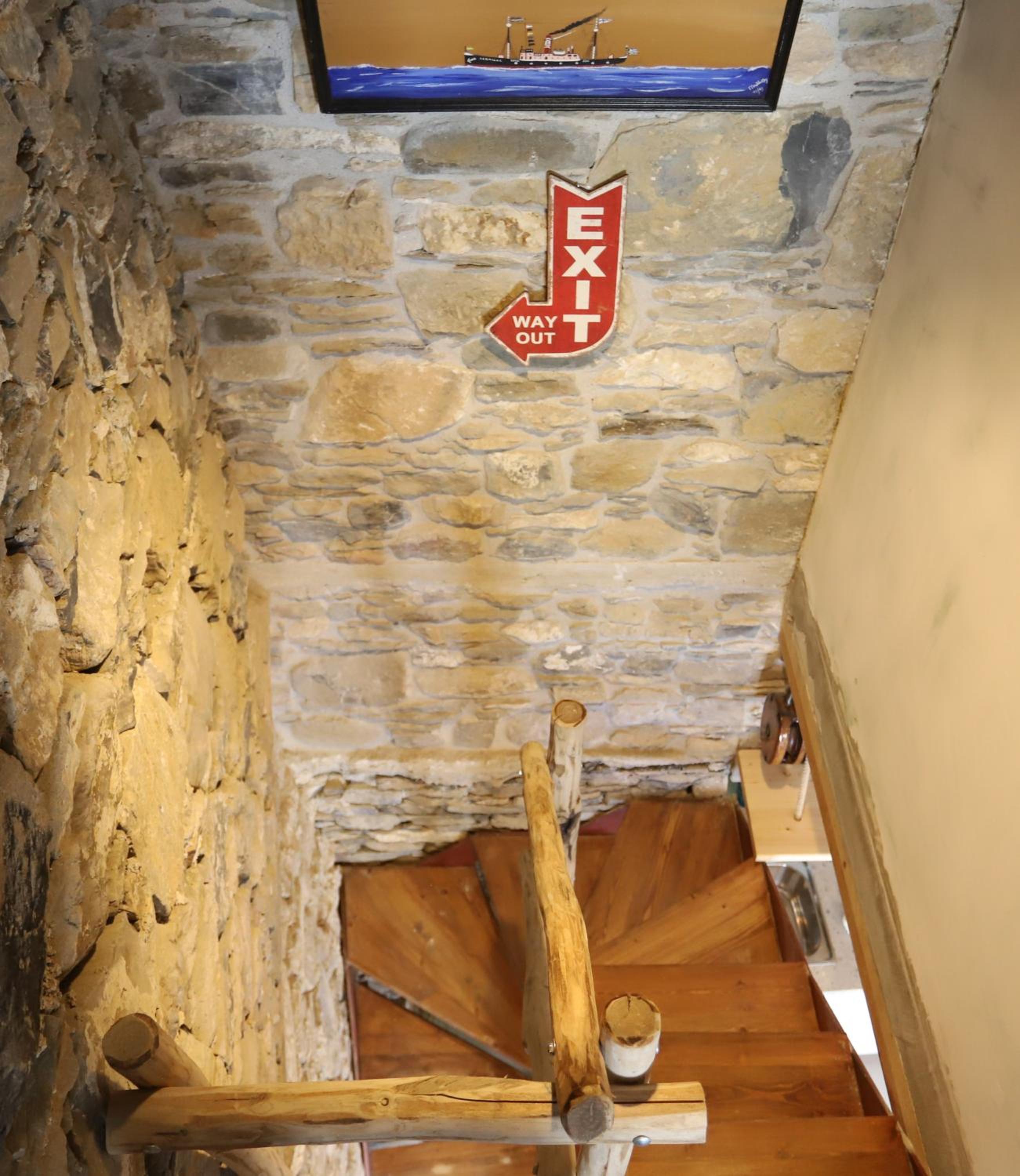 Photo 37