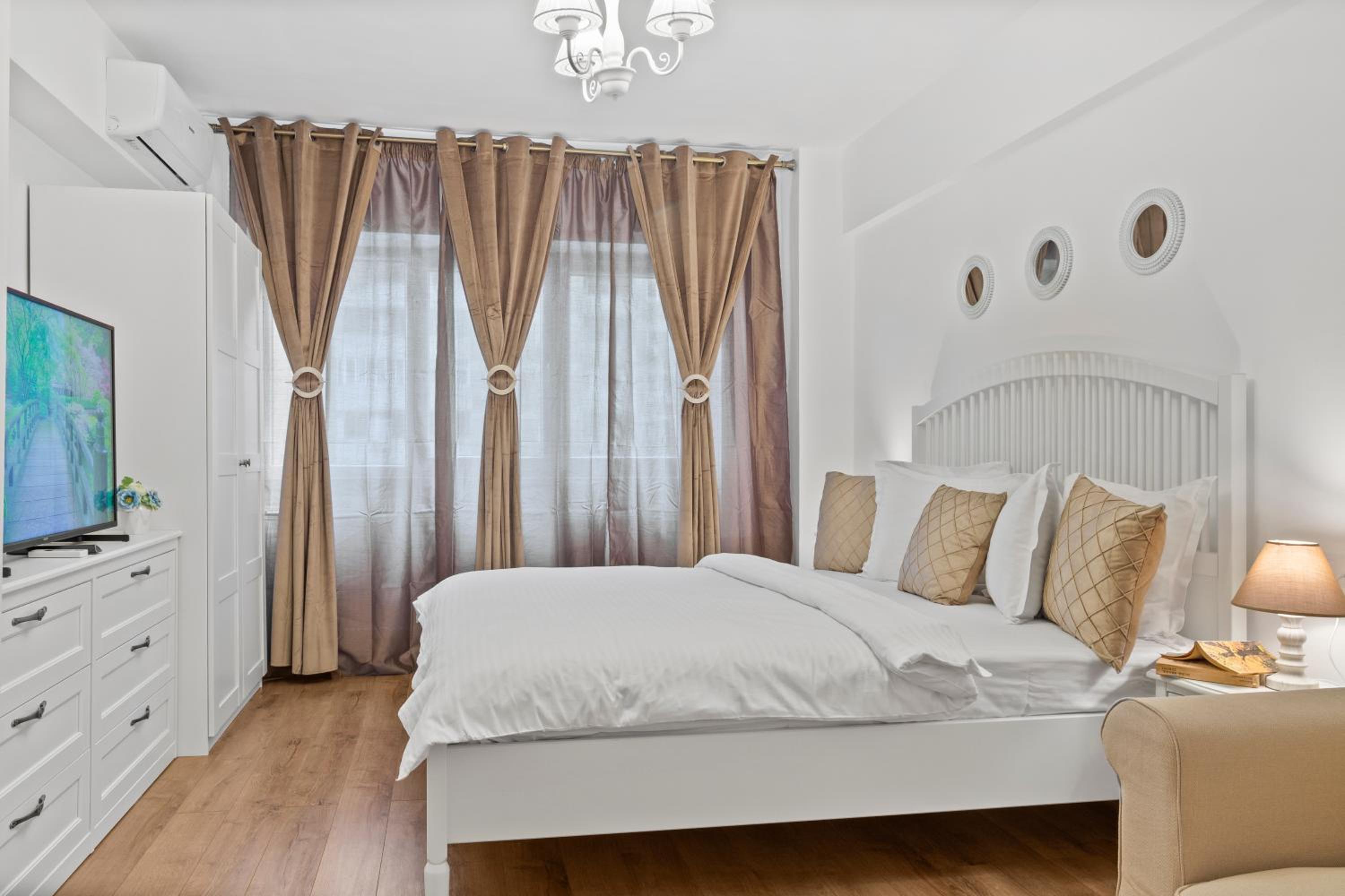 Institutul Național de Neurologie - Sudului 303 by MRG Apartments view 2