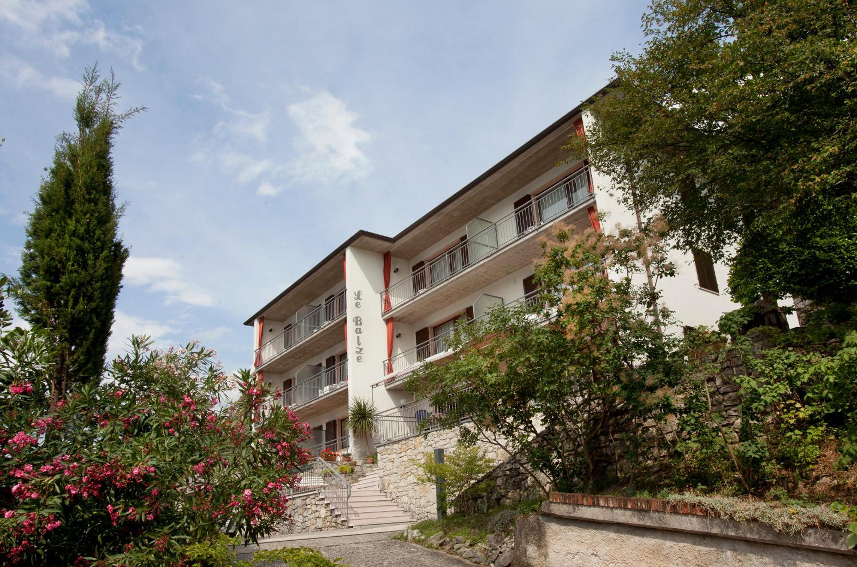Photo 23