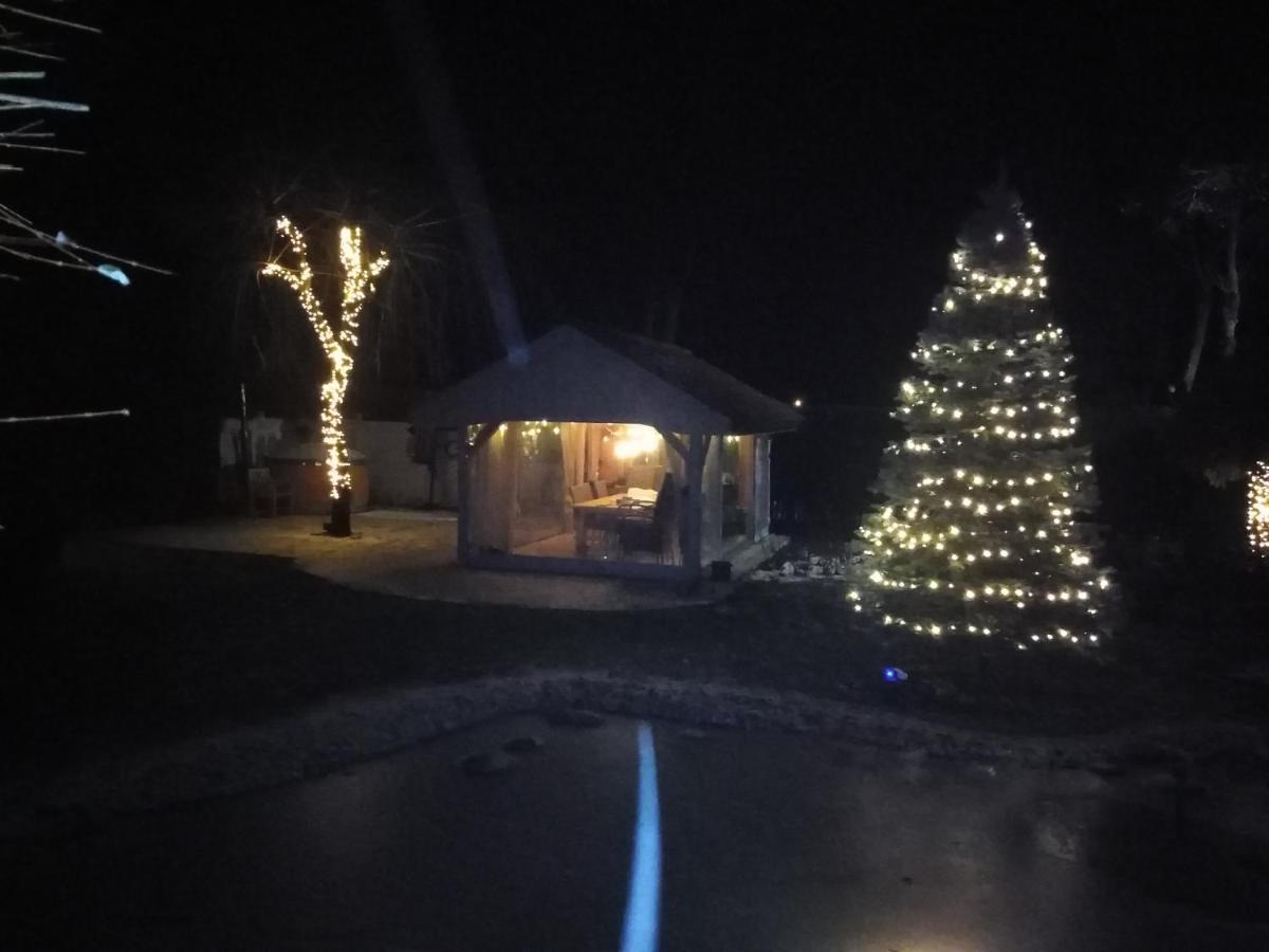 Photo 43