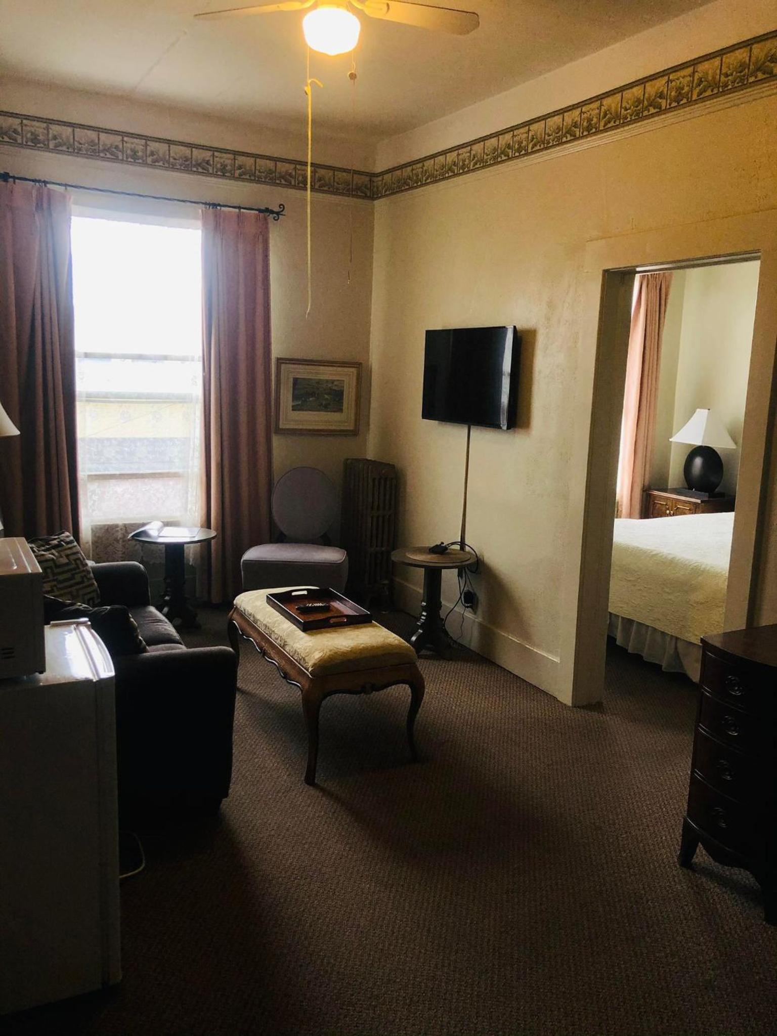 Photo 18