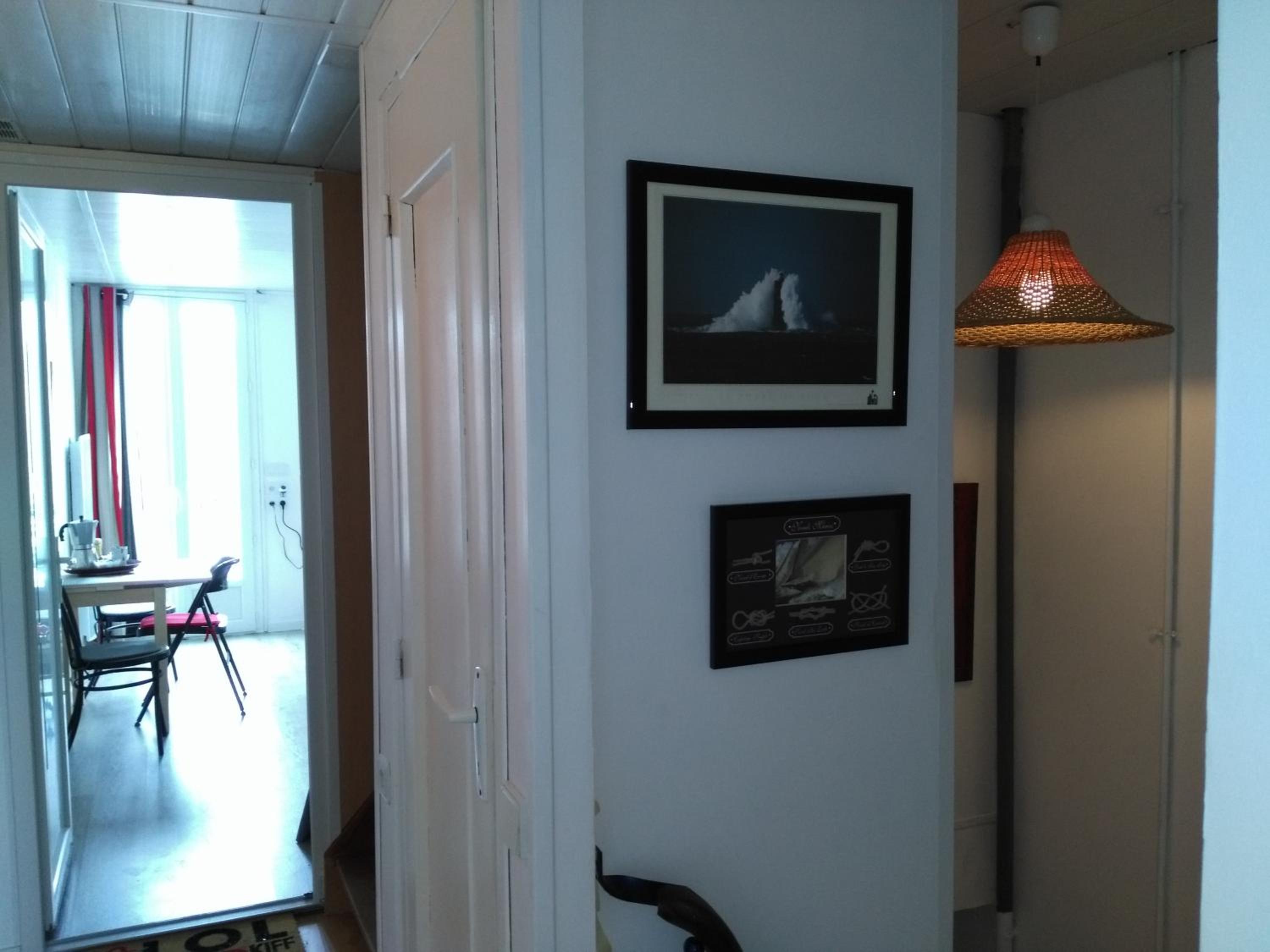 Photo 33