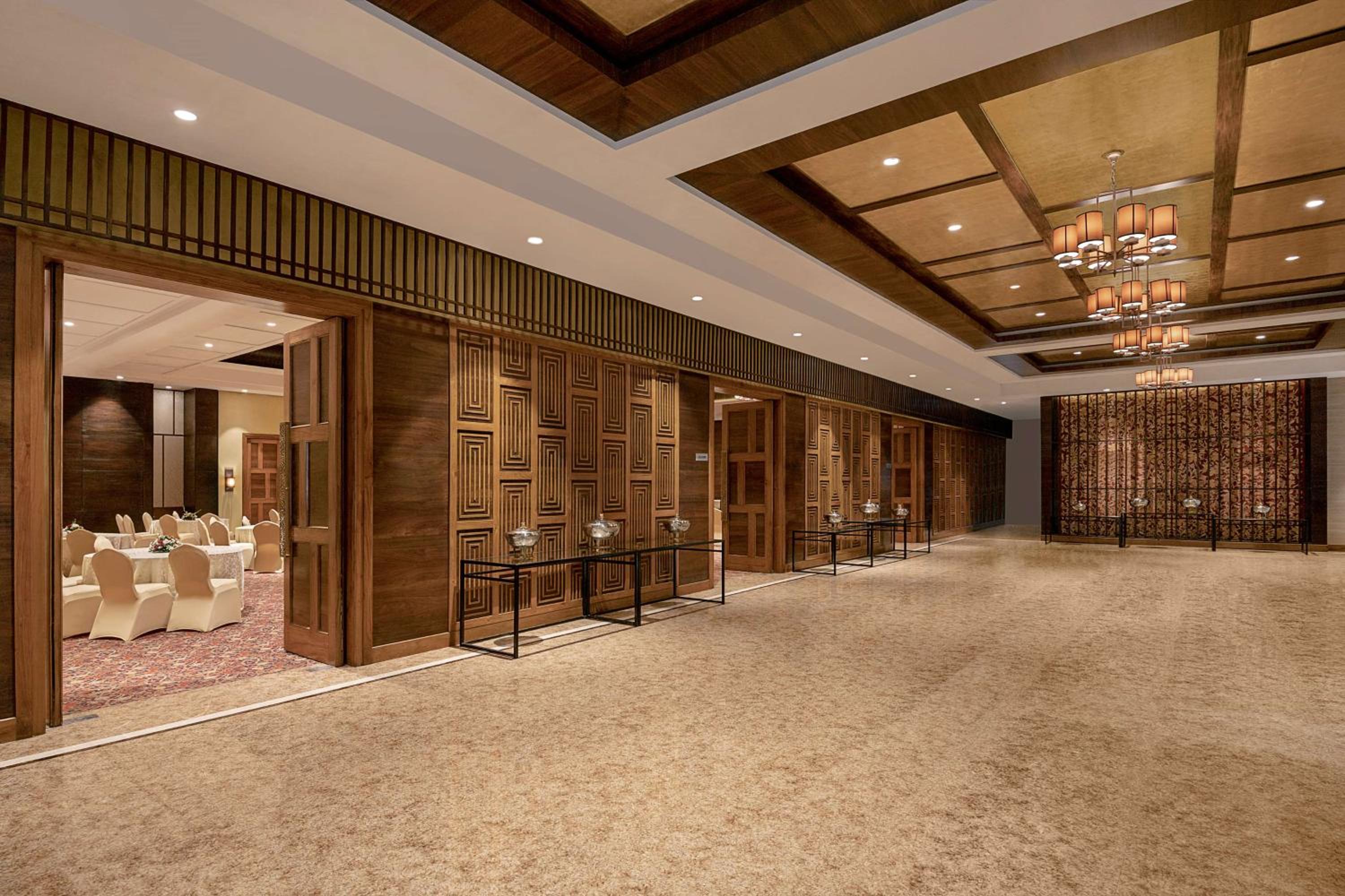 Radisson Blu Plaza Resort & Convention Centre Karjat