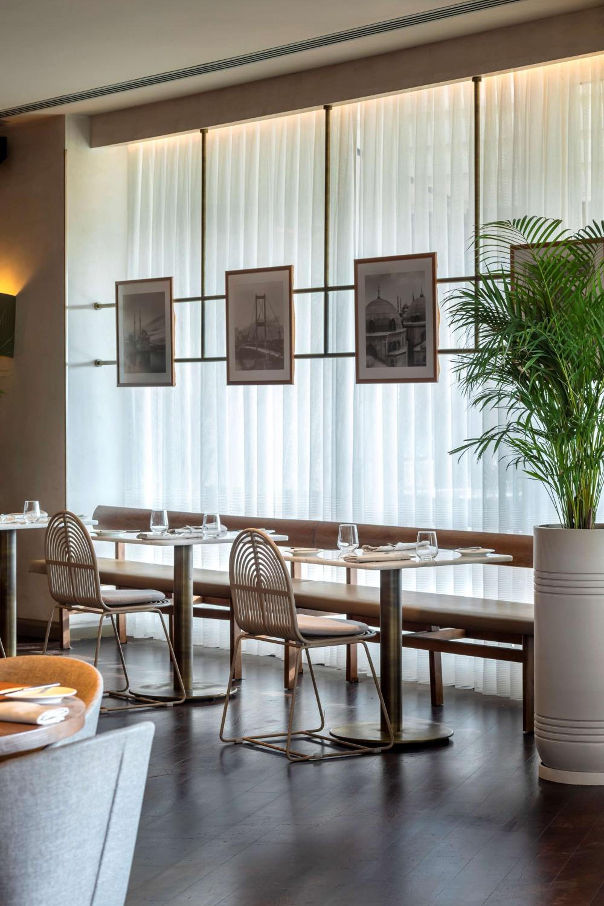 Radisson Blu Otel İstanbul Ottomare - Image 100