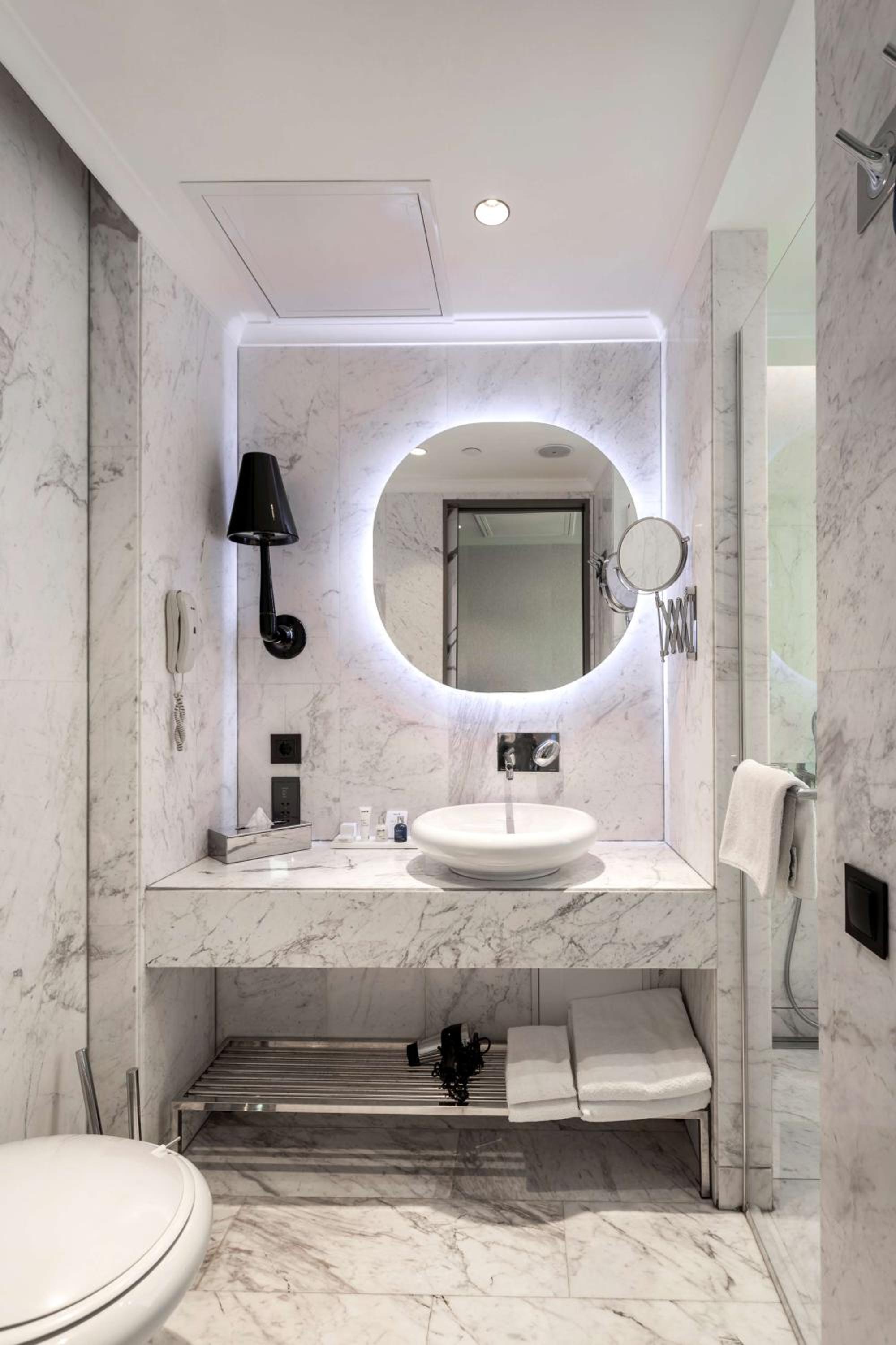 Radisson Blu Otel İstanbul Ottomare - Image 88