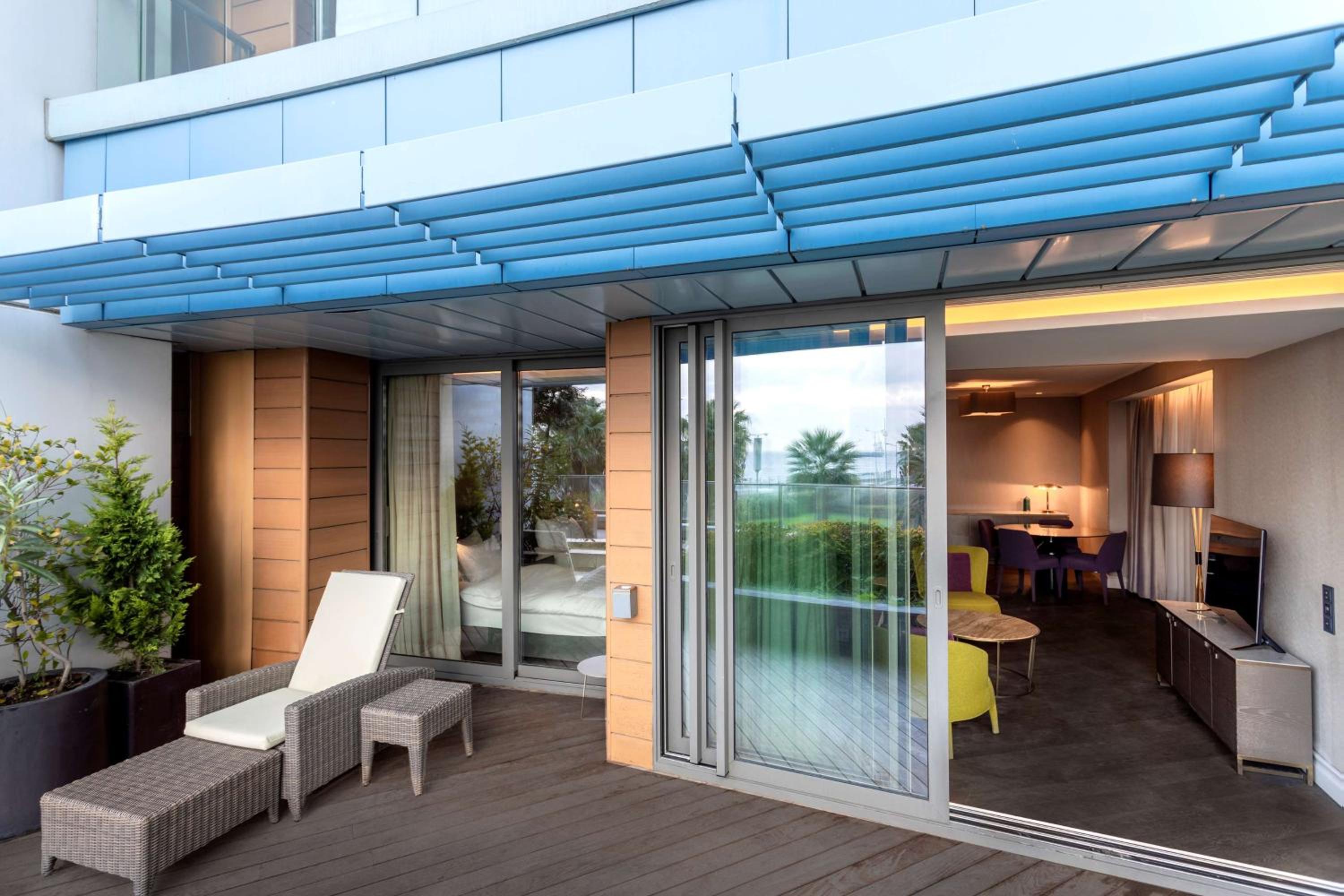 Radisson Blu Otel İstanbul Ottomare - Image 39