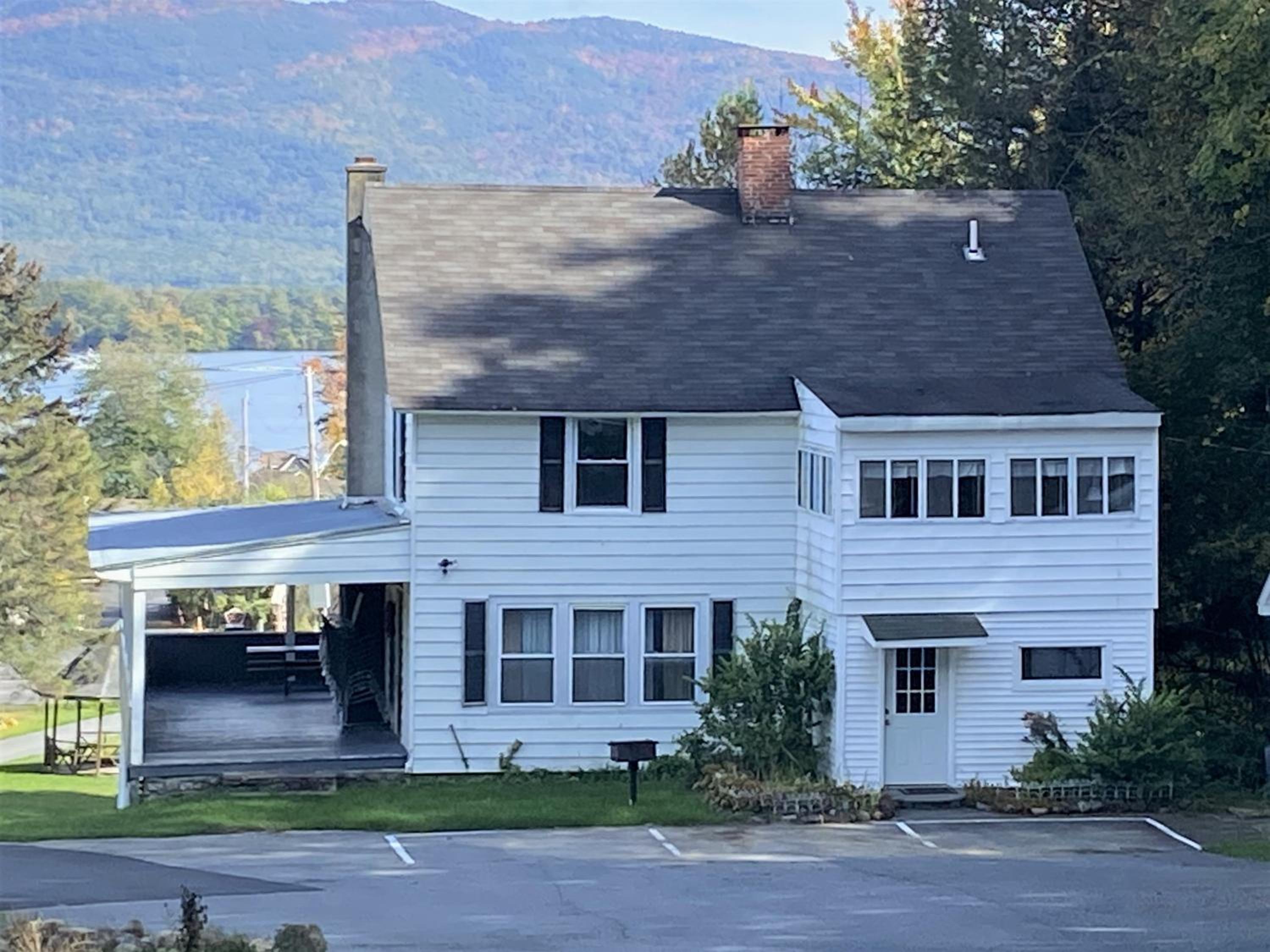 Hill View Motel and Cottages
